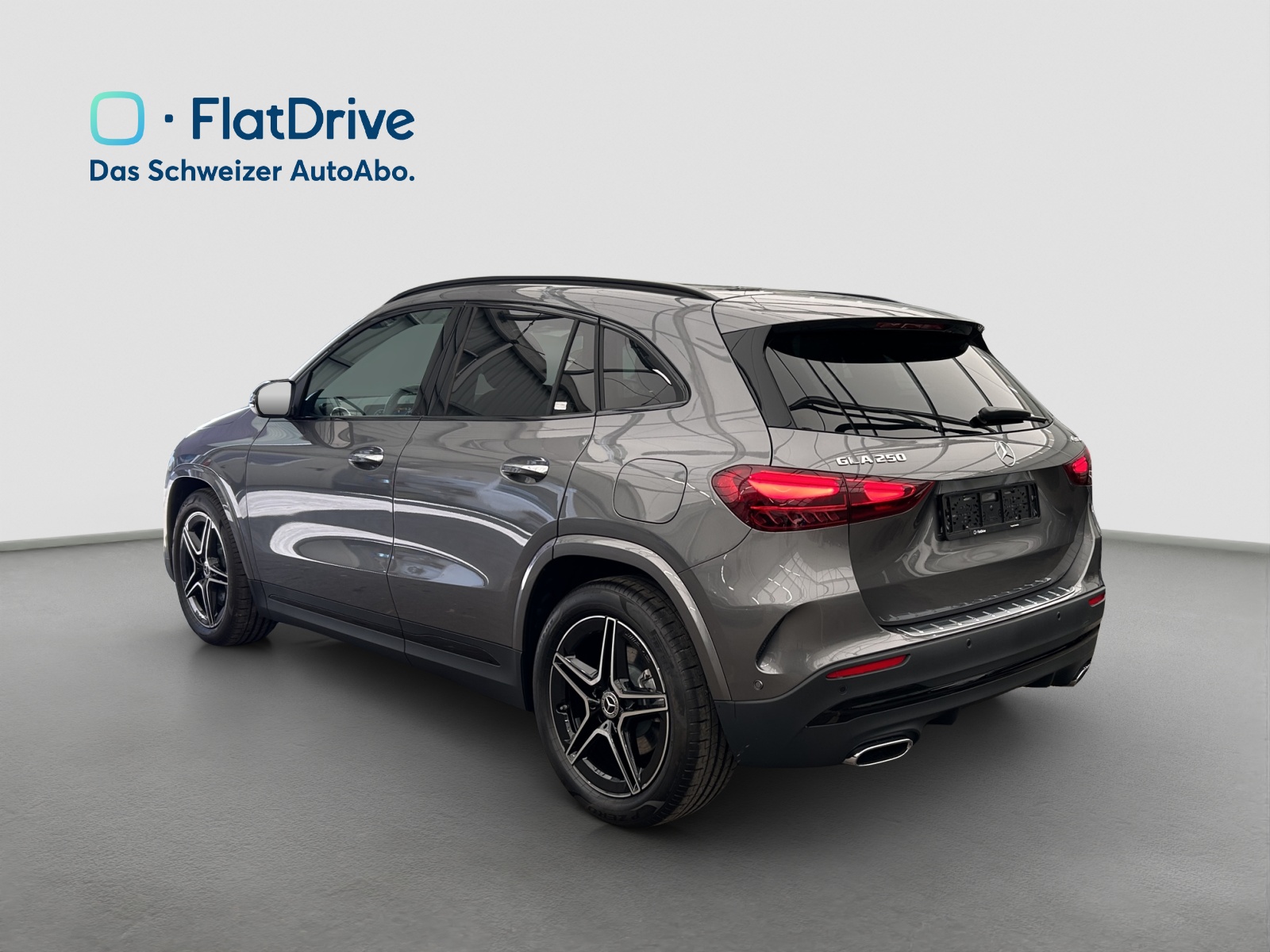MERCEDES-BENZ GLA 250 4Matic 8G-DCT Swiss Star - AMG Line Premium Plus - AHK - Head-up - Panoramadach-image-2