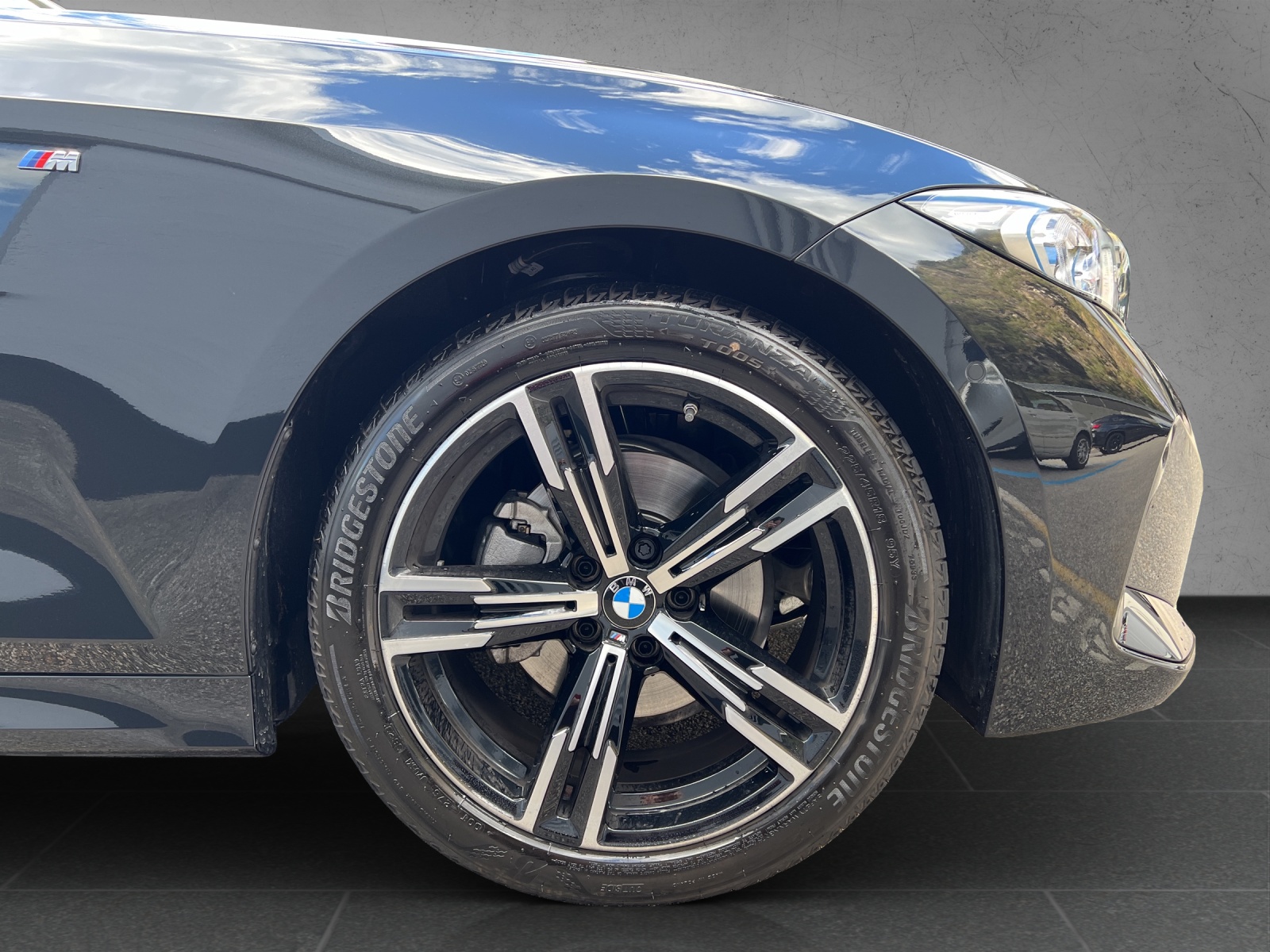 BMW 320d xDrive 48V Steptronic M Sport-image-9
