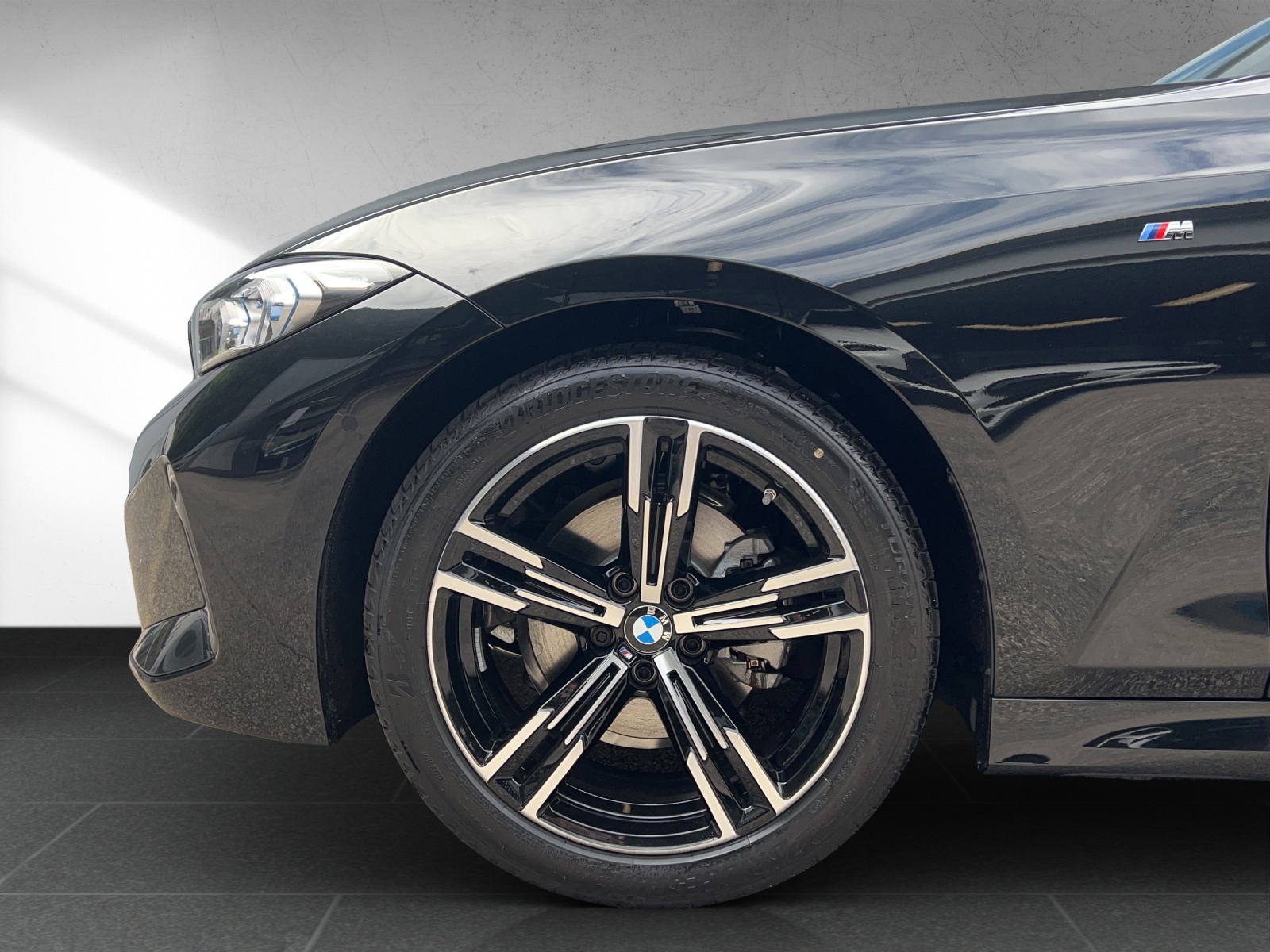 BMW 320d xDrive 48V Steptronic M Sport-image-8