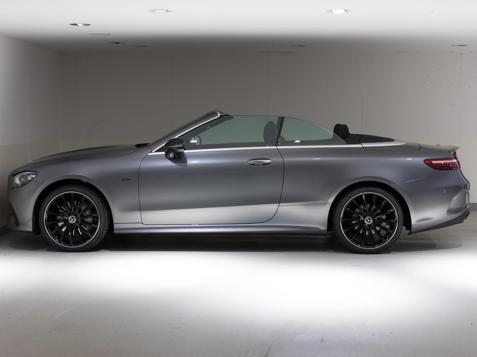 MERCEDES-BENZ E 200 4MATIC Cabriolet-image-6