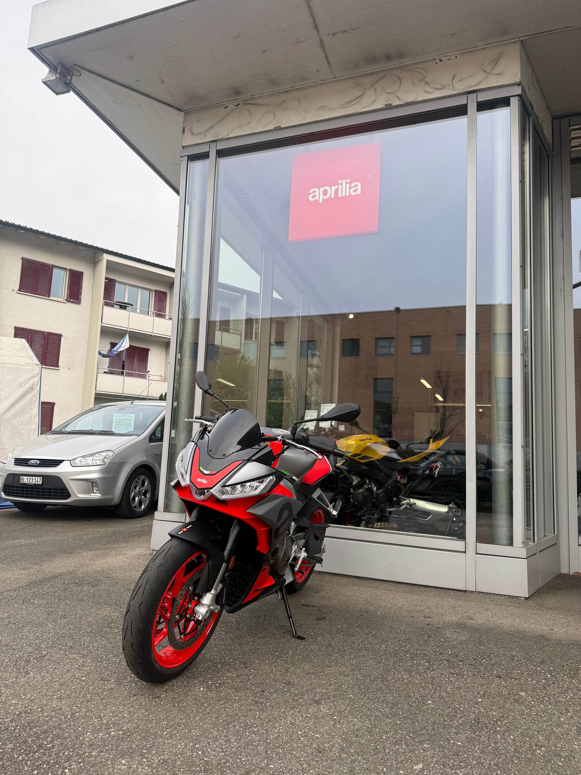 APRILIA Tuono 660-image-4