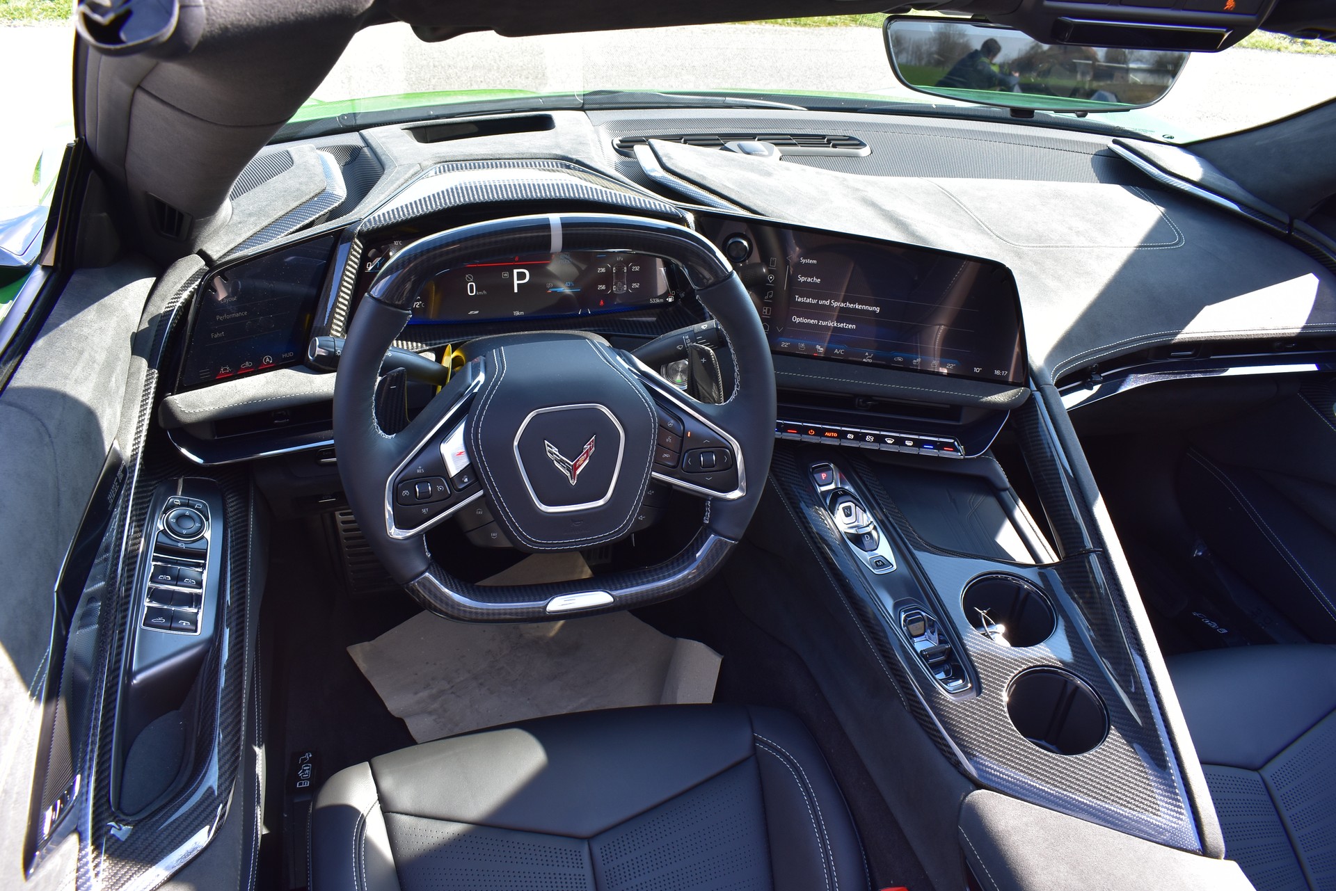 CHEVROLET Corvette C8 E-Ray MY2026-image-12