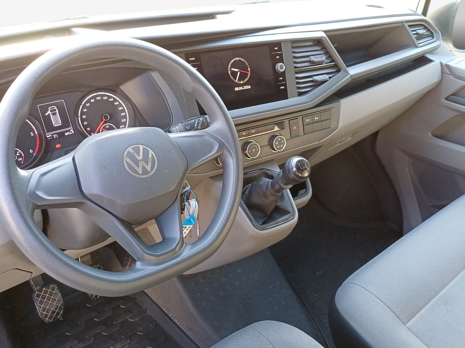 VW T6.1 2.0 TDI 4Motion-image-8