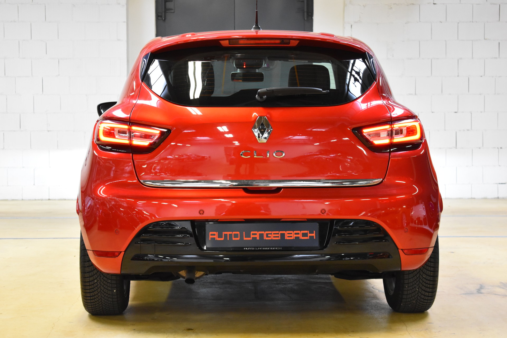 RENAULT Clio 0.9 12V Intens - FaceLift Model 2019-image-7