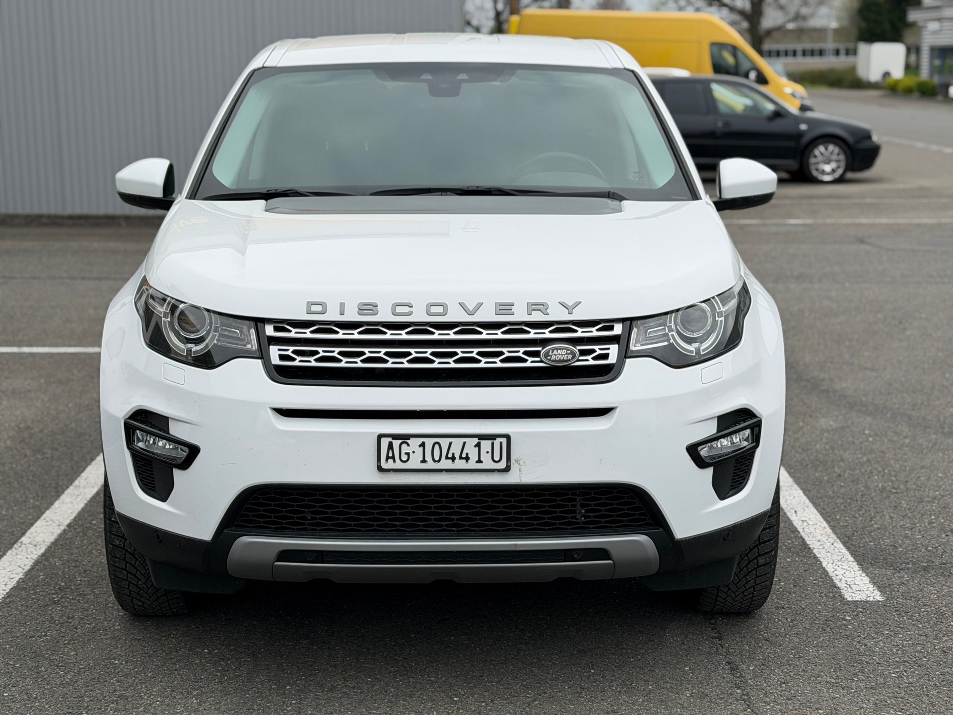 LAND ROVER Discovery Sport 2.0 TD4 HSE AT9-image-1