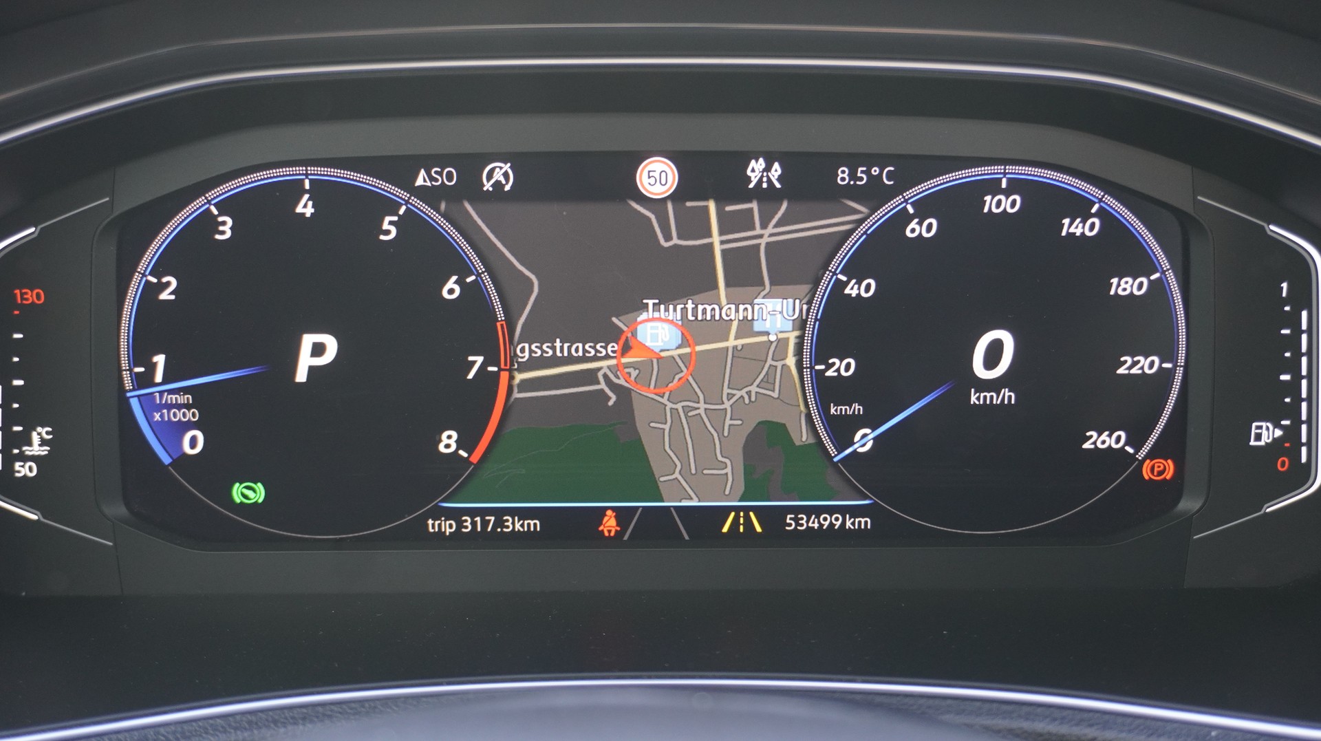VW T-Roc 2.0 TSI Sport DSG 4Motion-image-2