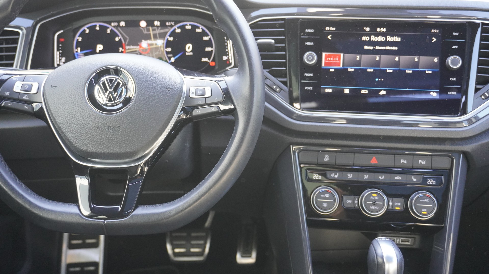 VW T-Roc 2.0 TSI Sport DSG 4Motion-image-1