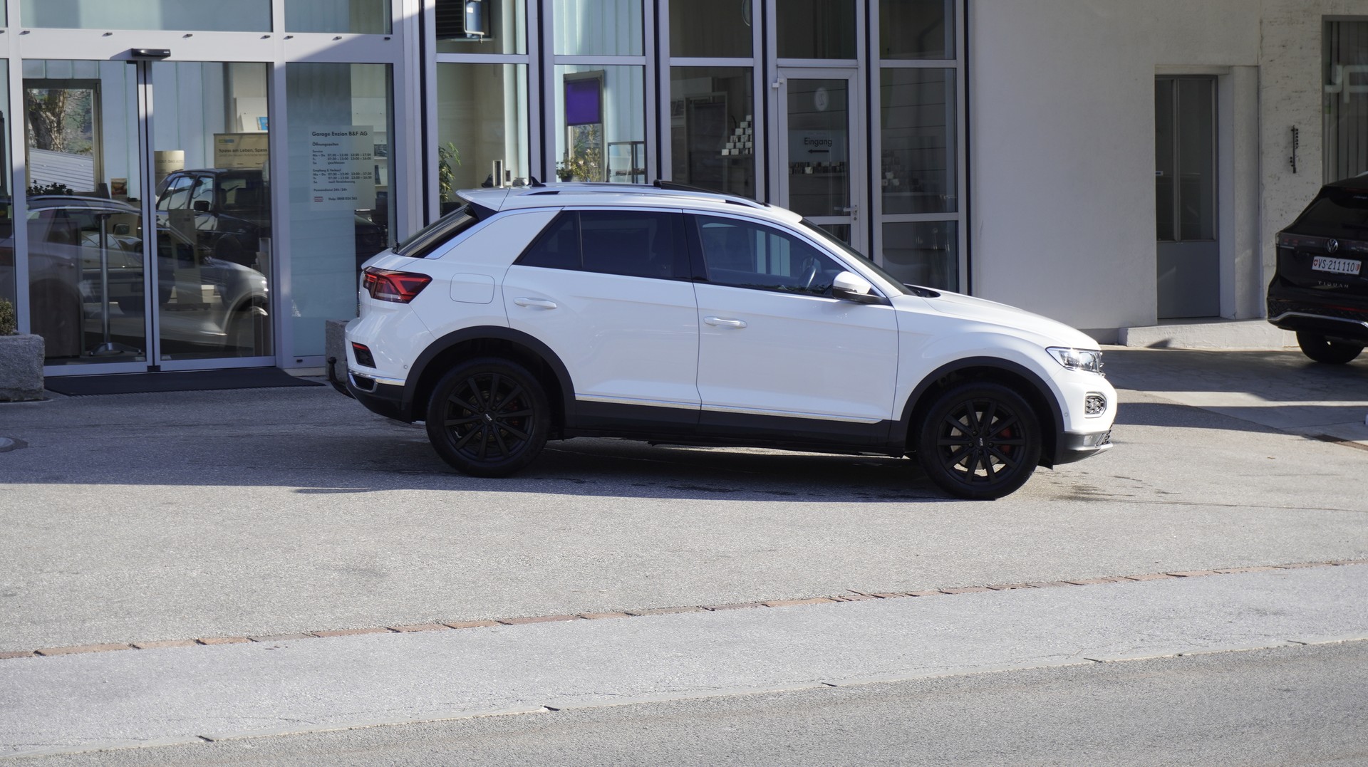 VW T-Roc 2.0 TSI Sport DSG 4Motion-image-7