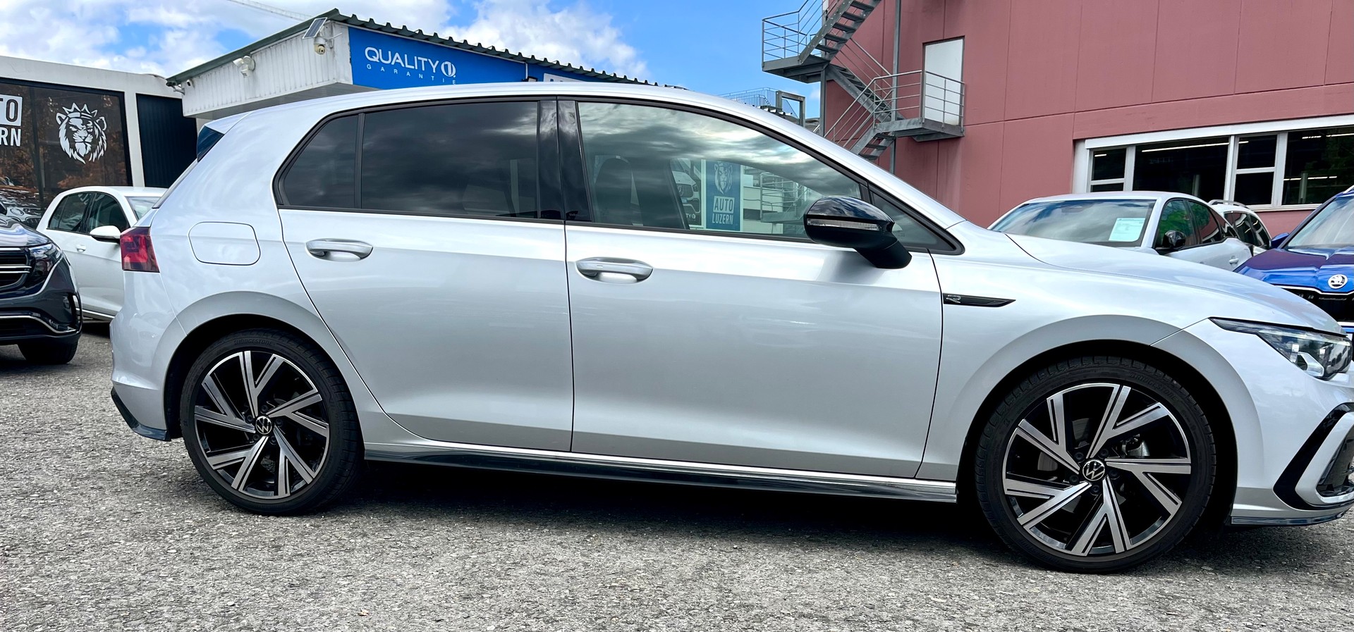 VW Golf 1.5 75Edition-eTSI mHEV ACT **R-Line**7Gang DSG-image-4