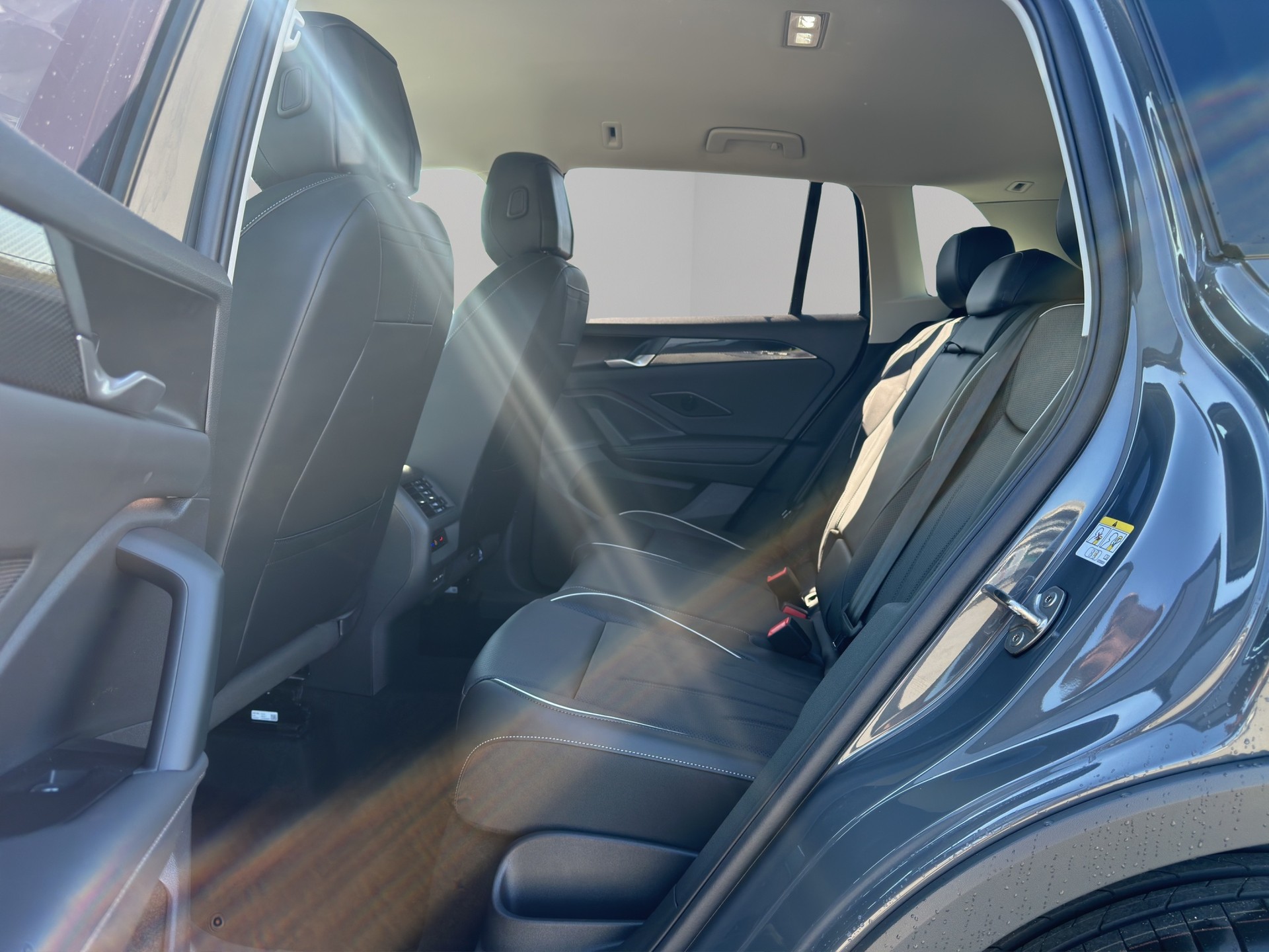 VW Tiguan 2.0 TSI DSG United 4Motion-image-10