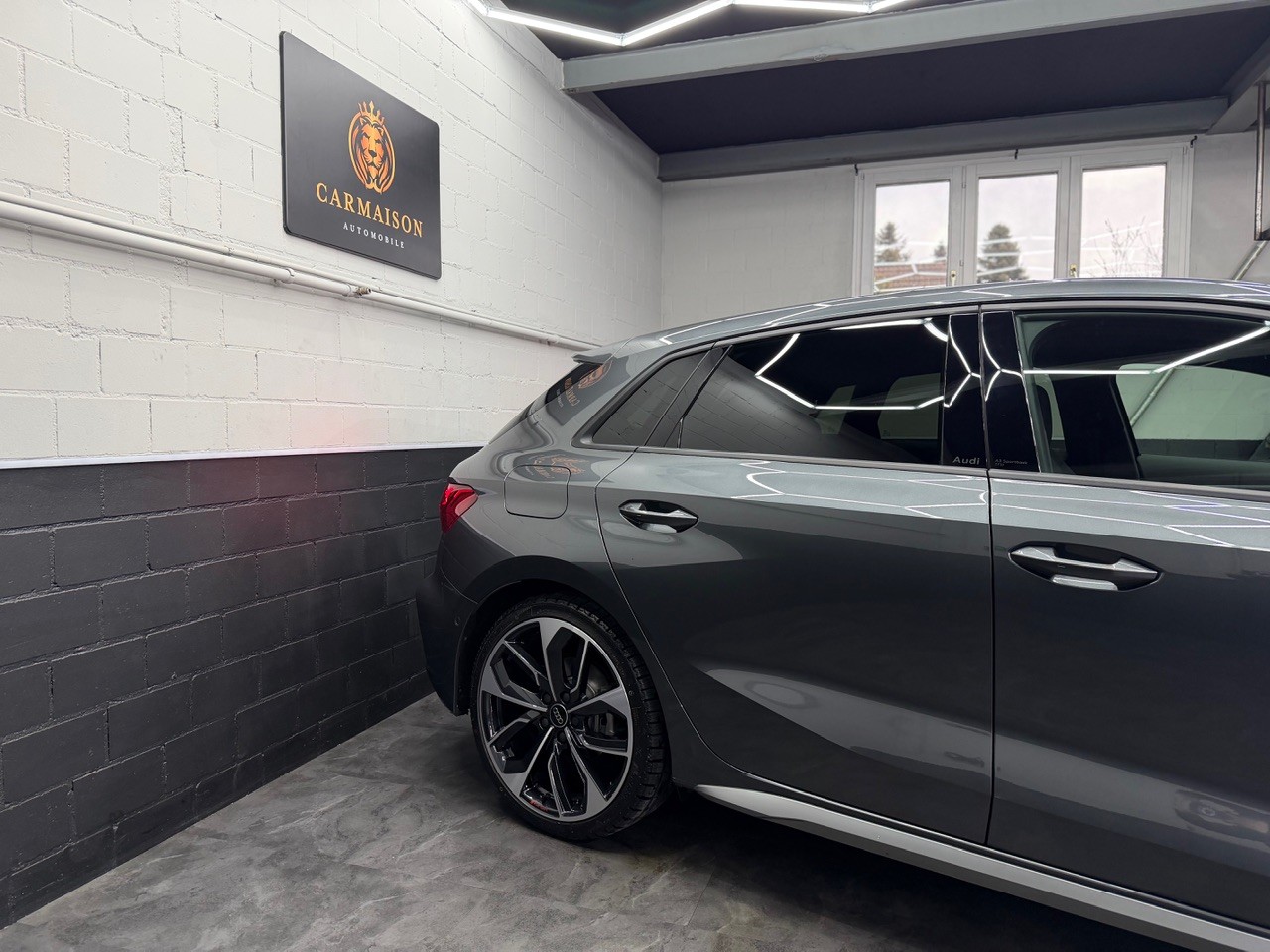 AUDI A3 Sportback 35 TFSI S line Attraction S-tronic-image-4