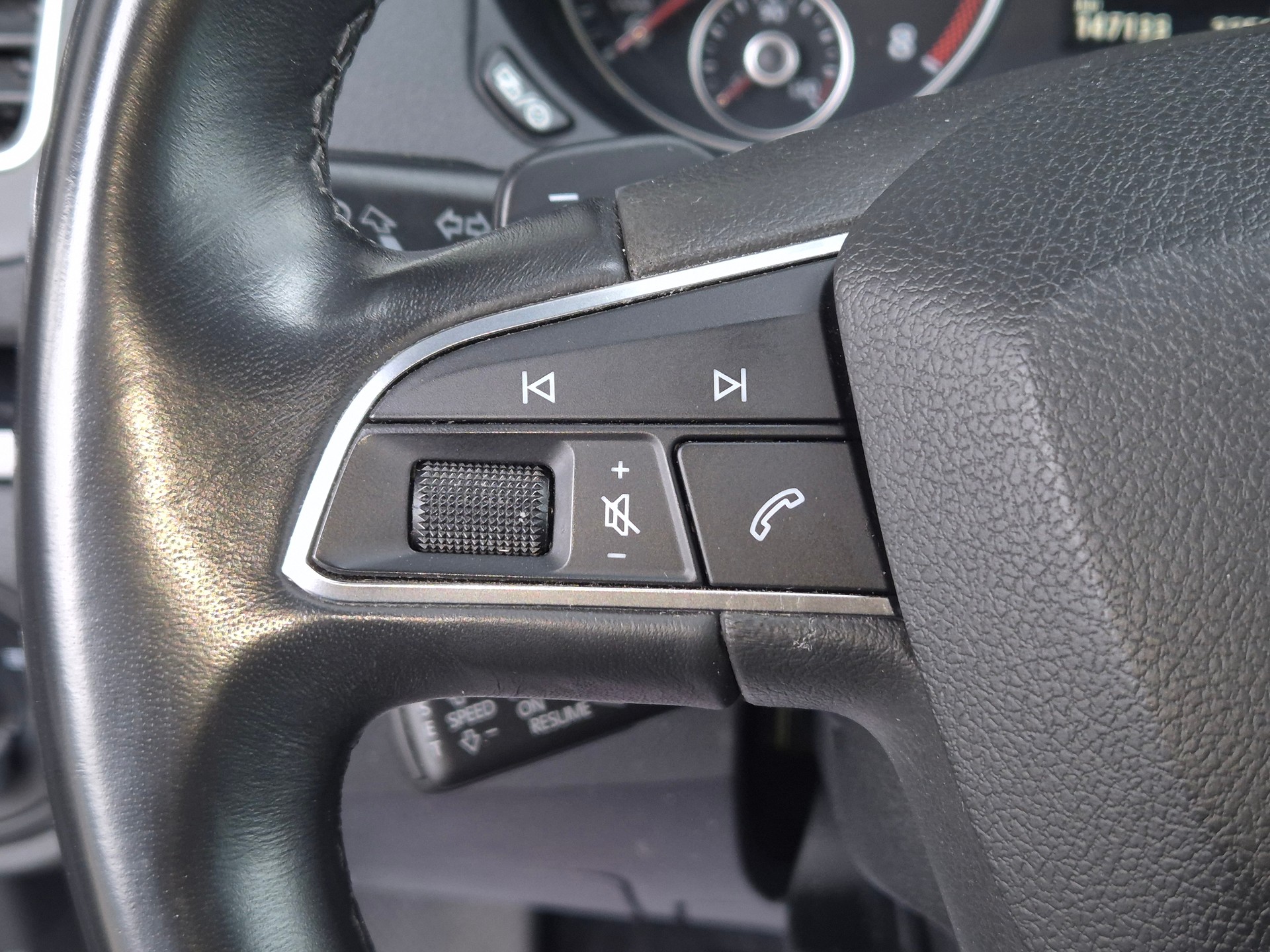 SEAT ALHAMBRA 1.4 TSI DSG STYLE-image-25
