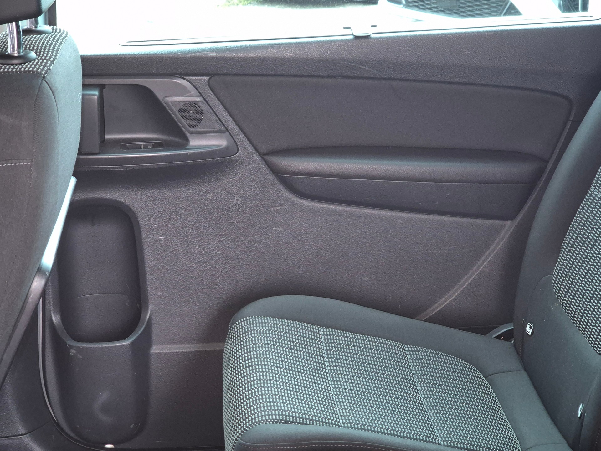 SEAT ALHAMBRA 1.4 TSI DSG STYLE-image-31