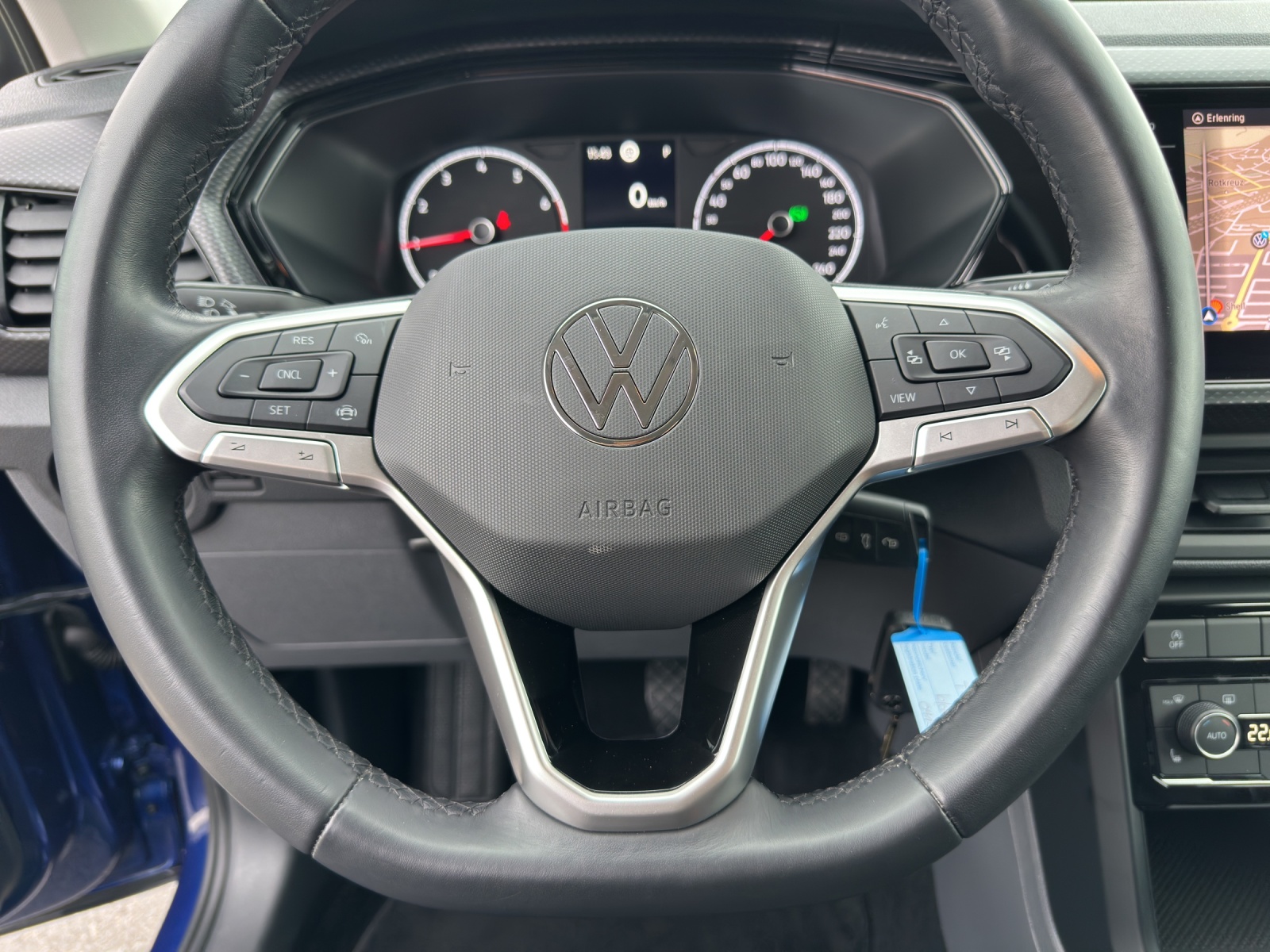 VW T-Cross 1.0 TSI Life DSG-image-12