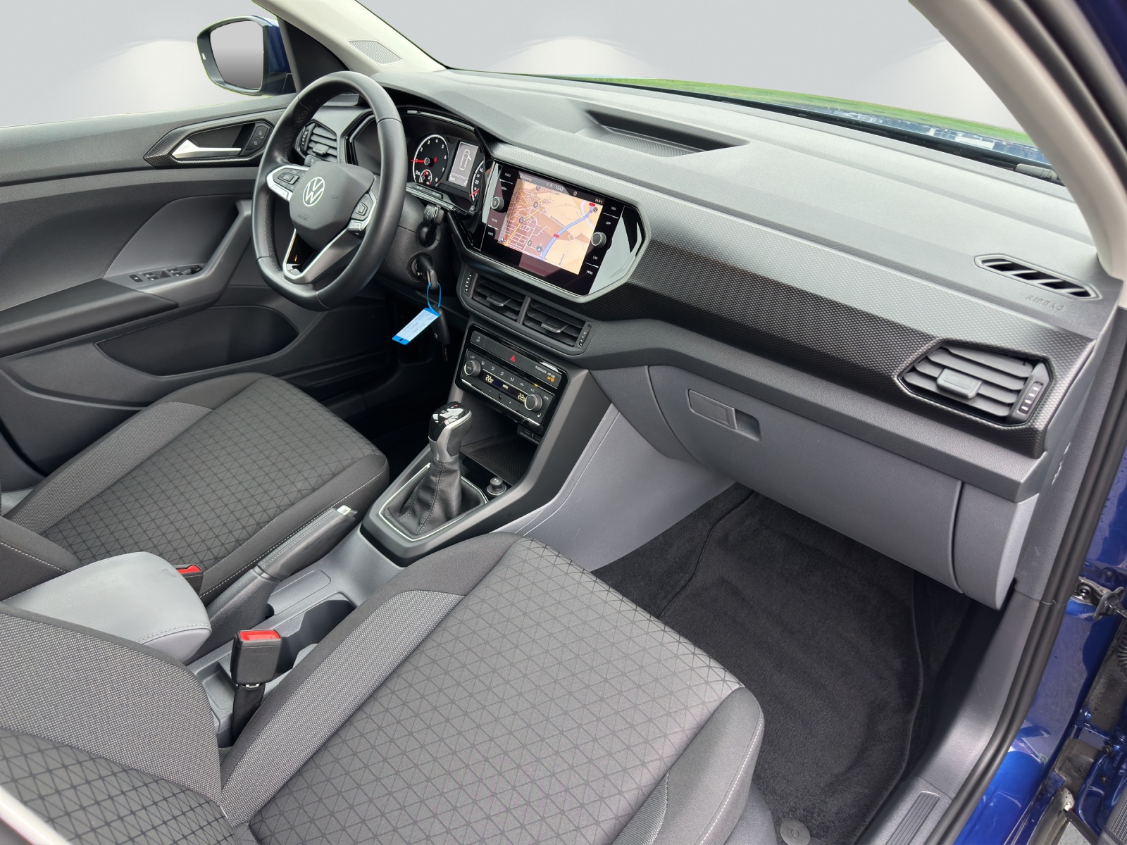 VW T-Cross 1.0 TSI Life DSG-image-7
