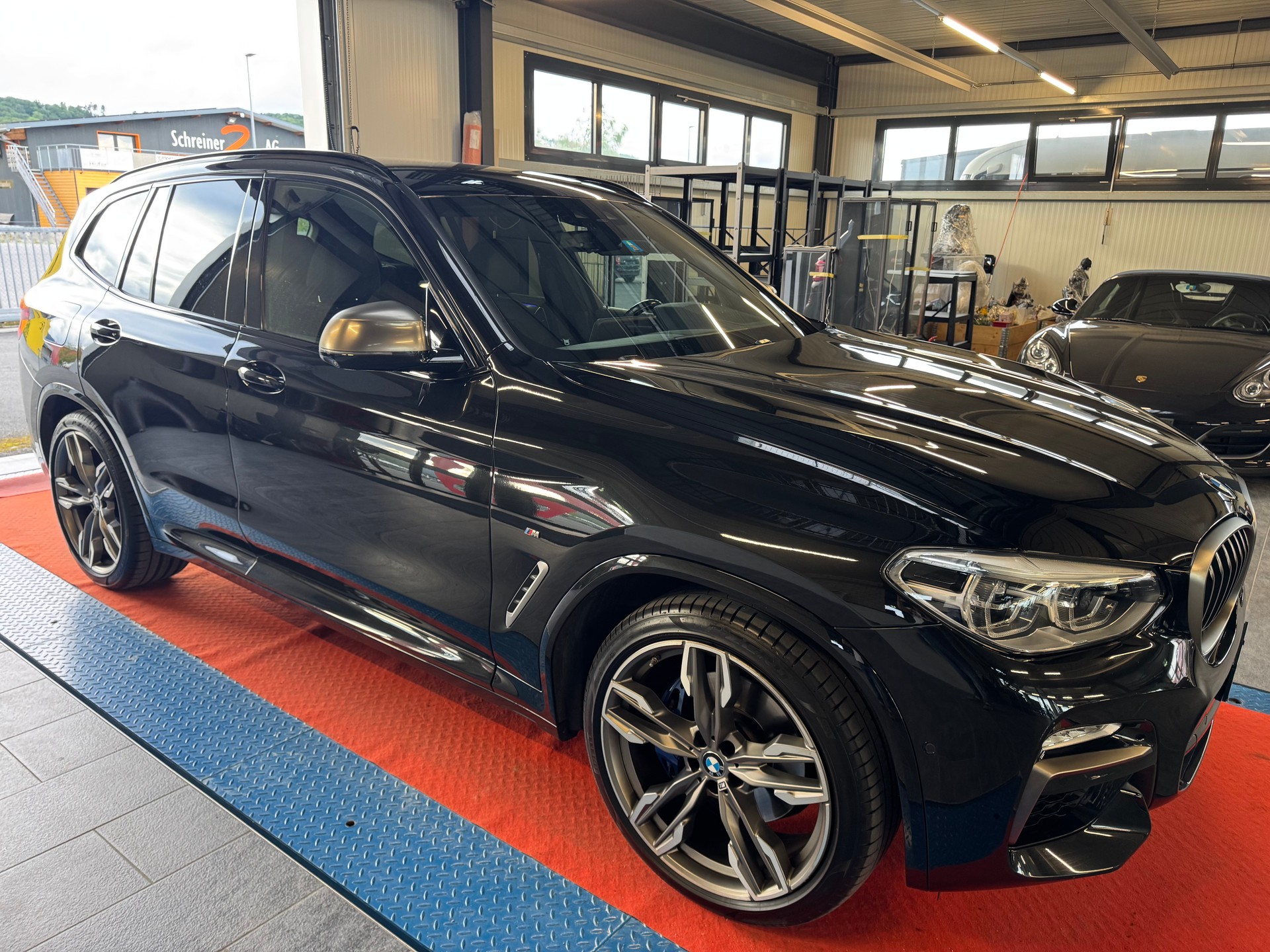 BMW X3 xDrive M40i Steptronic-showroom-element-2