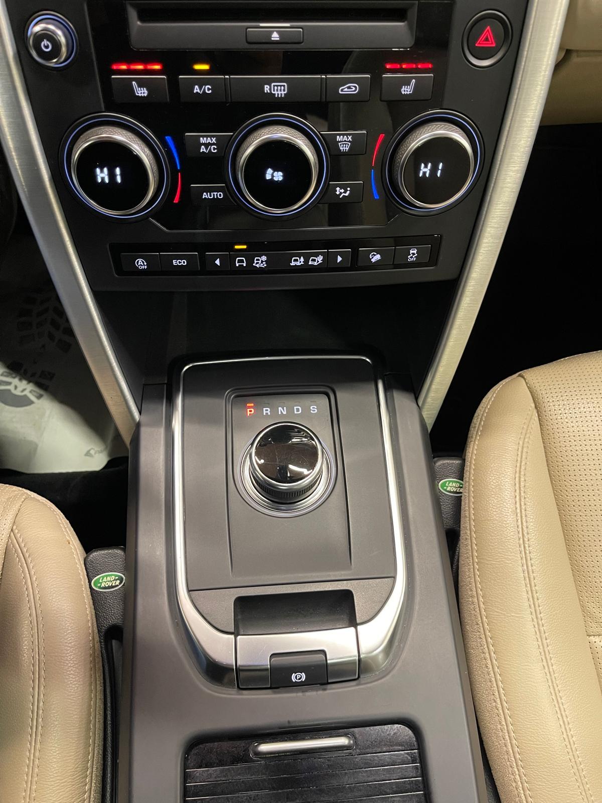 LAND ROVER Discovery Sport 2.0 Si4 HSE-image-19