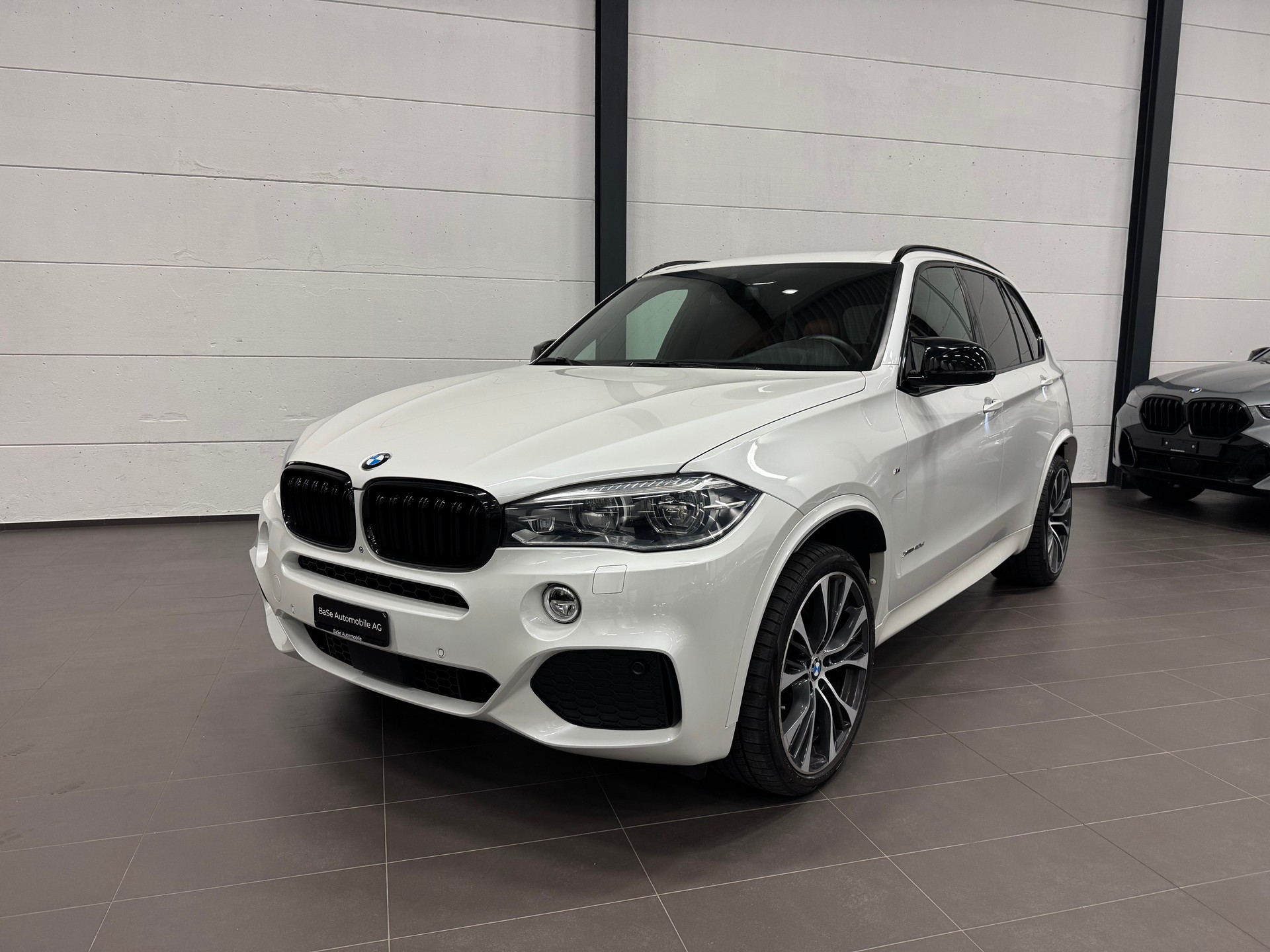 BMW X5 xDrive 40d Steptronic M Sport-image-0