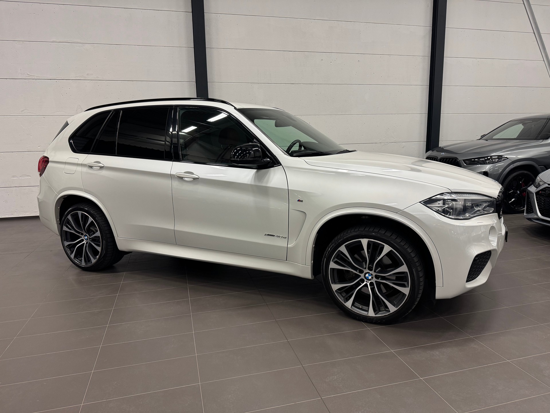 BMW X5 xDrive 40d Steptronic M Sport-image-3