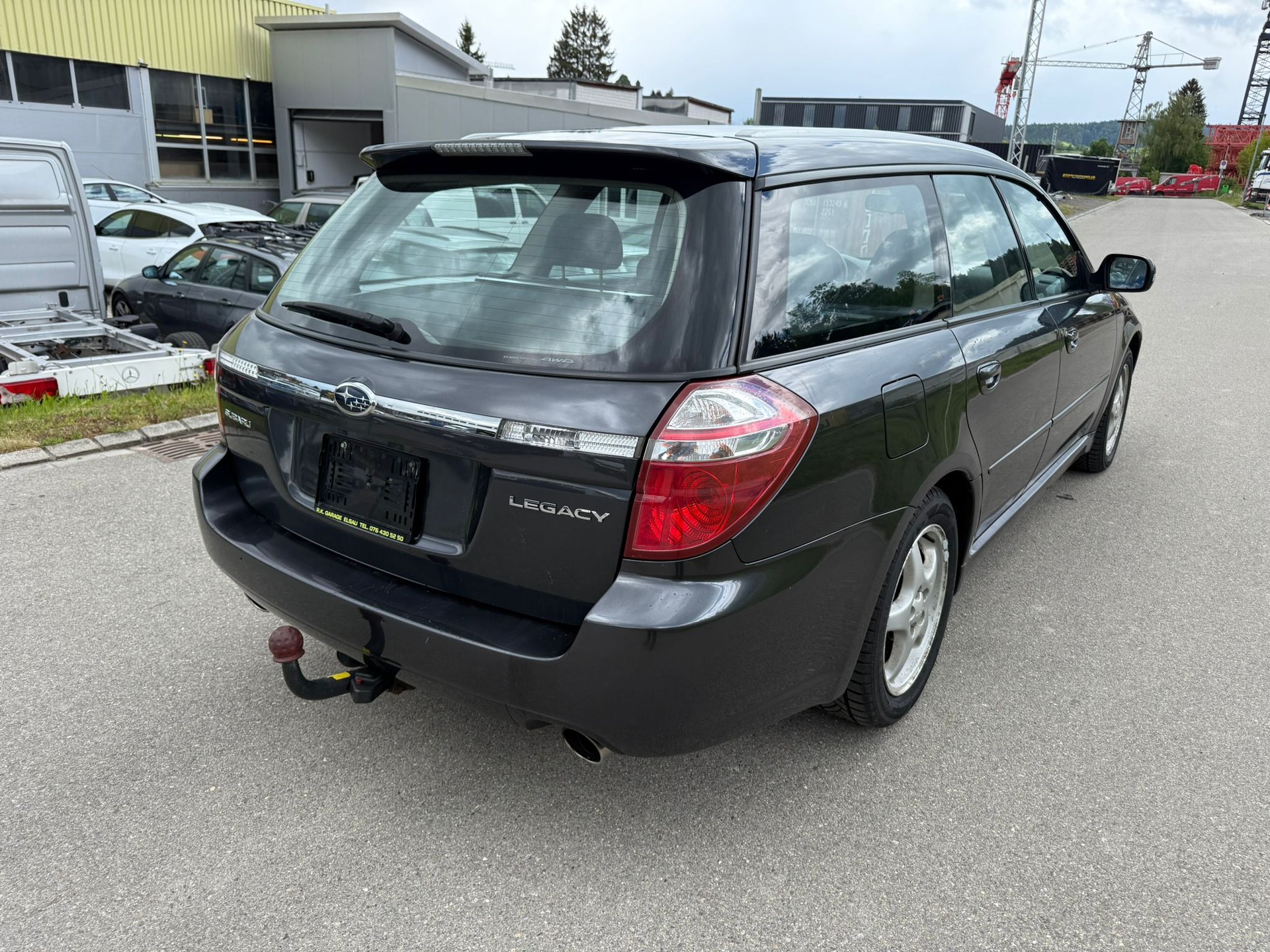 SUBARU Legacy 2.0R AWD Swiss Automatic-image-6