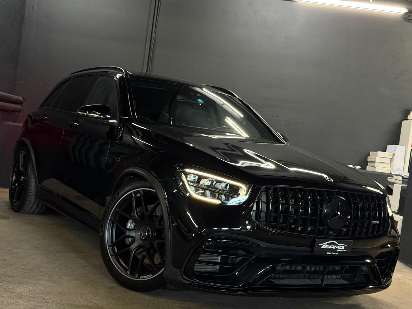 MERCEDES-BENZ GLC 63 AMG Limited All Black 650PS Performance 4Matic+ 9G-Tronic-showroom-element-3