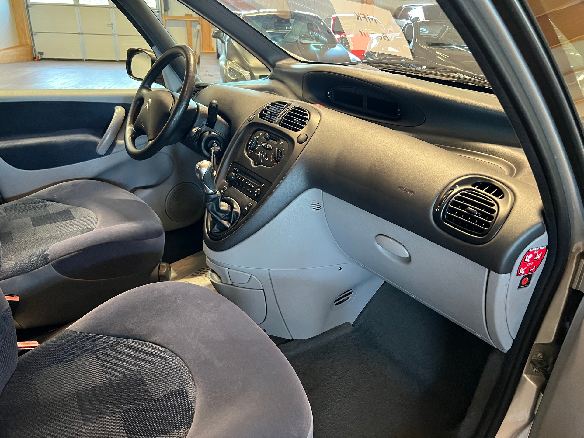 CITROEN Xsara Picasso 1.6i X-image-11