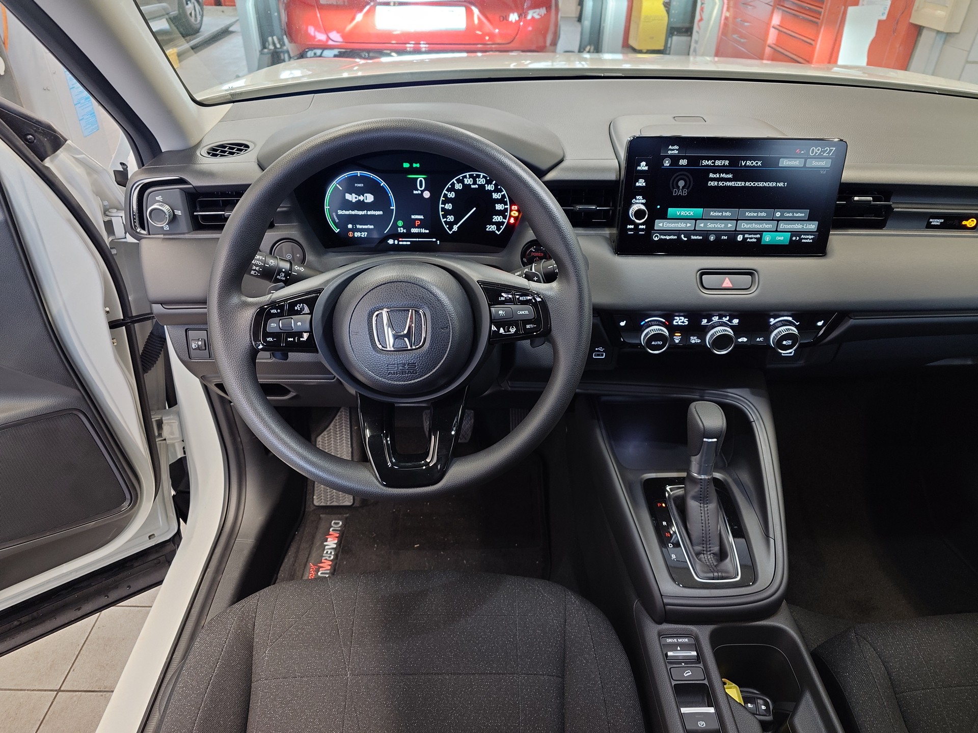 HONDA HR-V 1.5i-MMD Elegance CVT-image-12