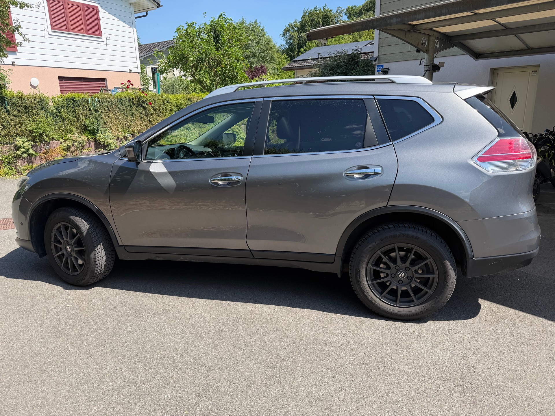 NISSAN 2.0 dCi Tekna 4x4