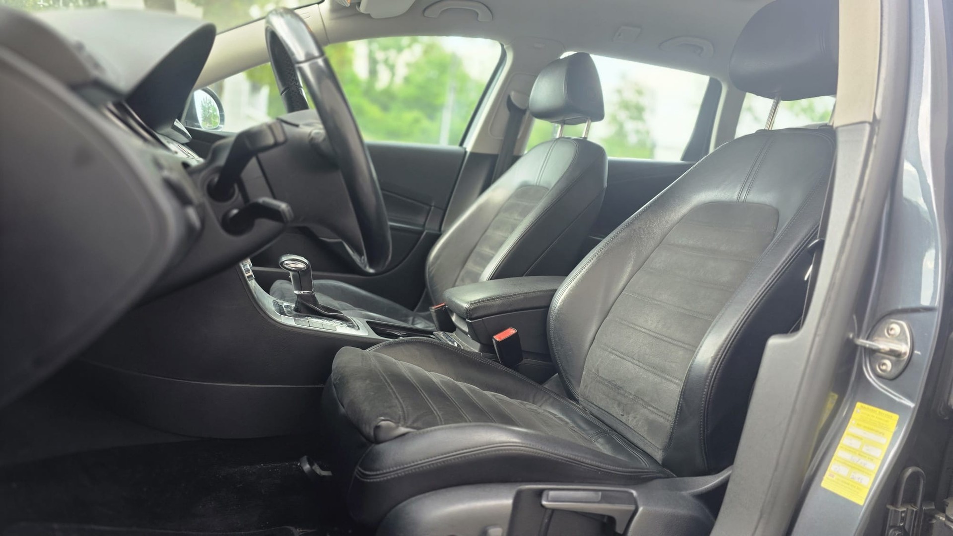VW Passat Variant 2.0 TDI Highline 4Motion DSG-image-9