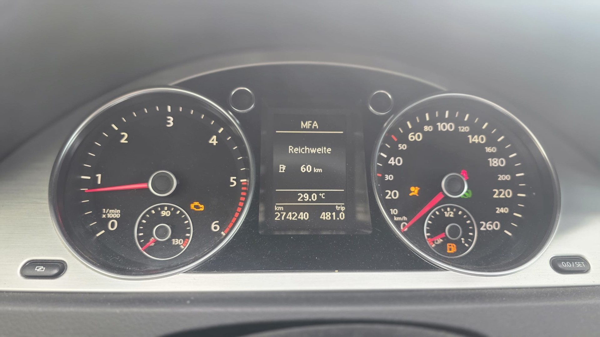 VW Passat Variant 2.0 TDI Highline 4Motion DSG-image-10