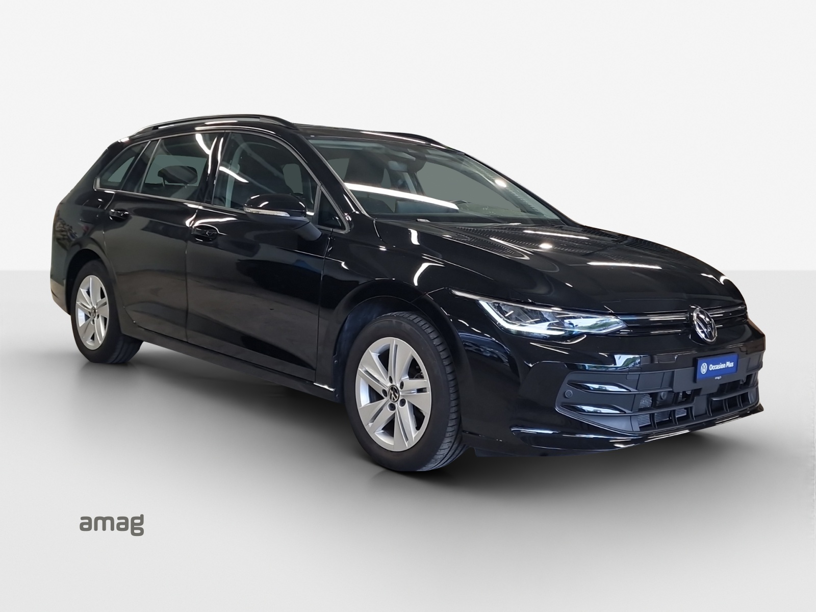 VW Golf Variant 1.5 eTSI mHEV Life-image-5