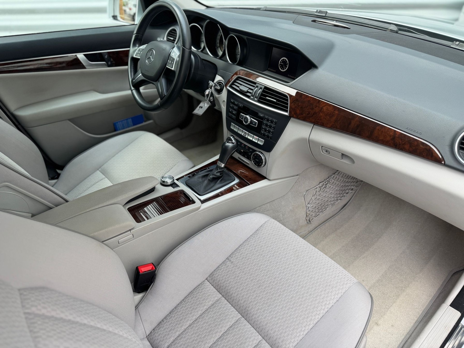 MERCEDES-BENZ C 350 Elégance 7G-Tronic-image-5