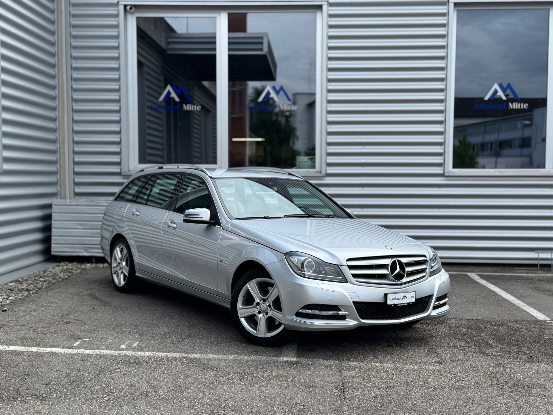MERCEDES-BENZ C 350 Elégance 7G-Tronic-showroom-element-1