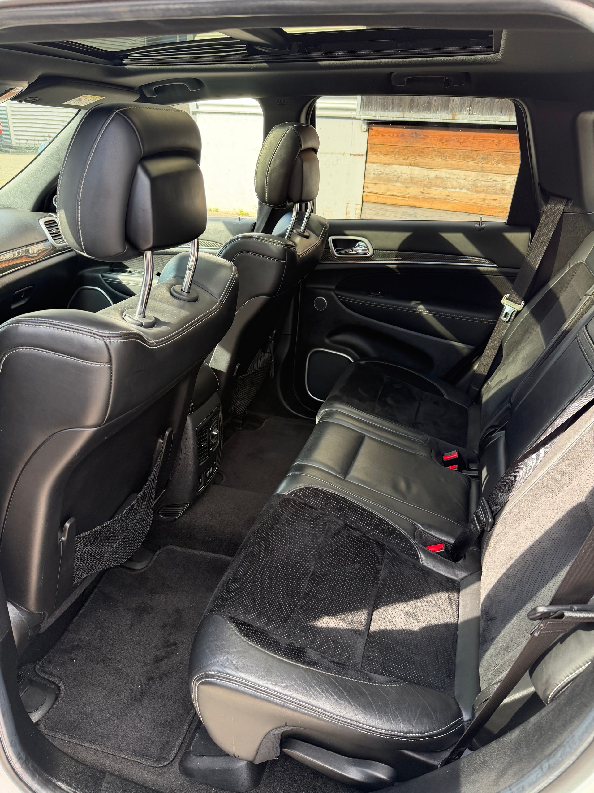 JEEP 6.4 V8 HEMI SRT8-image-5