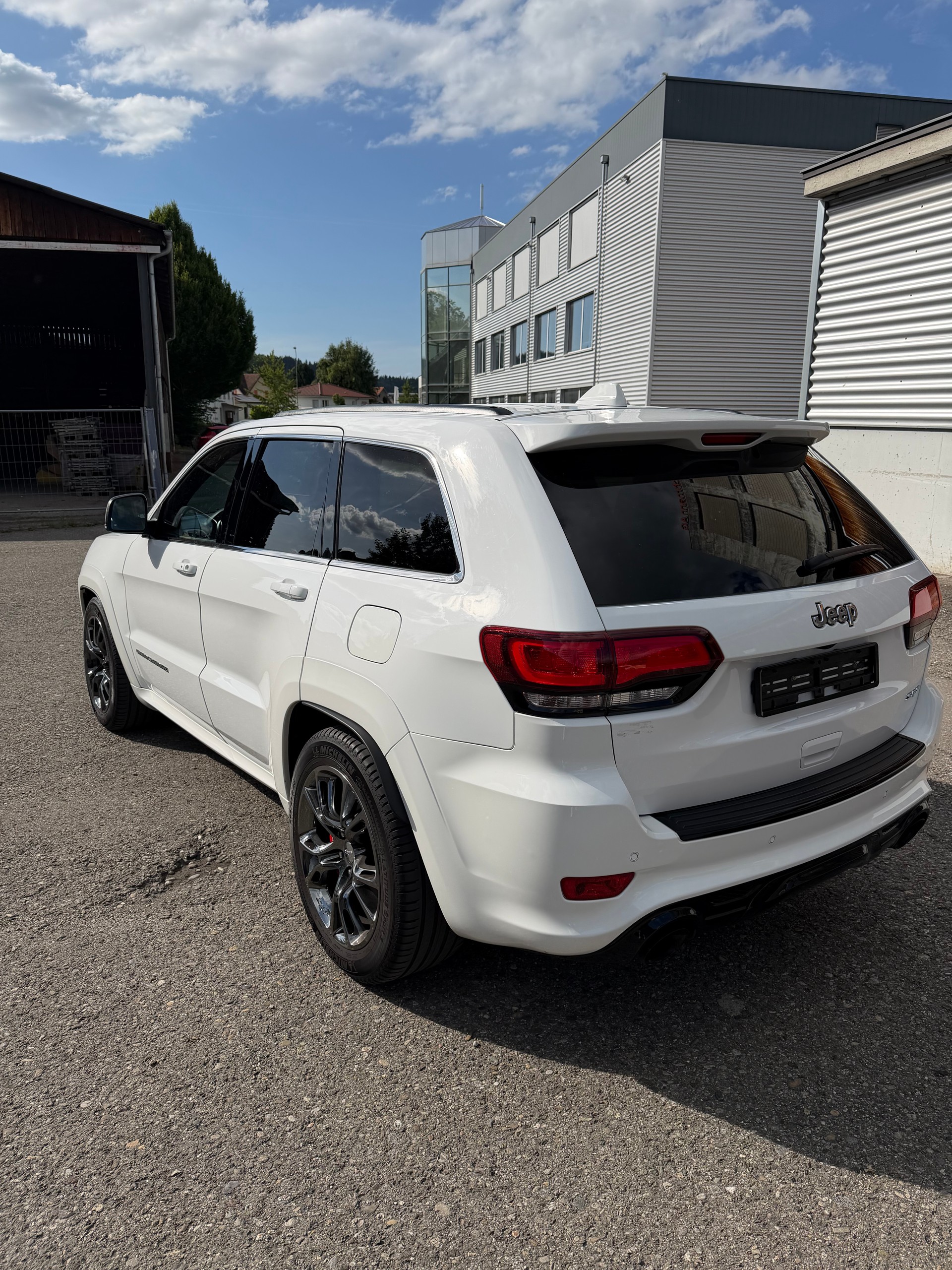 JEEP 6.4 V8 HEMI SRT8-image-3