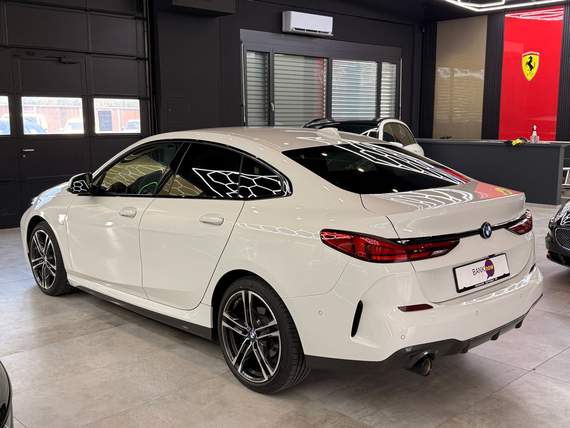 BMW 218i Gran Coupé M Sport Steptronic-image-6