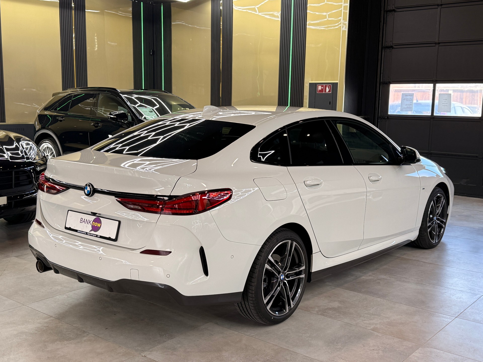 BMW 218i Gran Coupé M Sport Steptronic-image-4