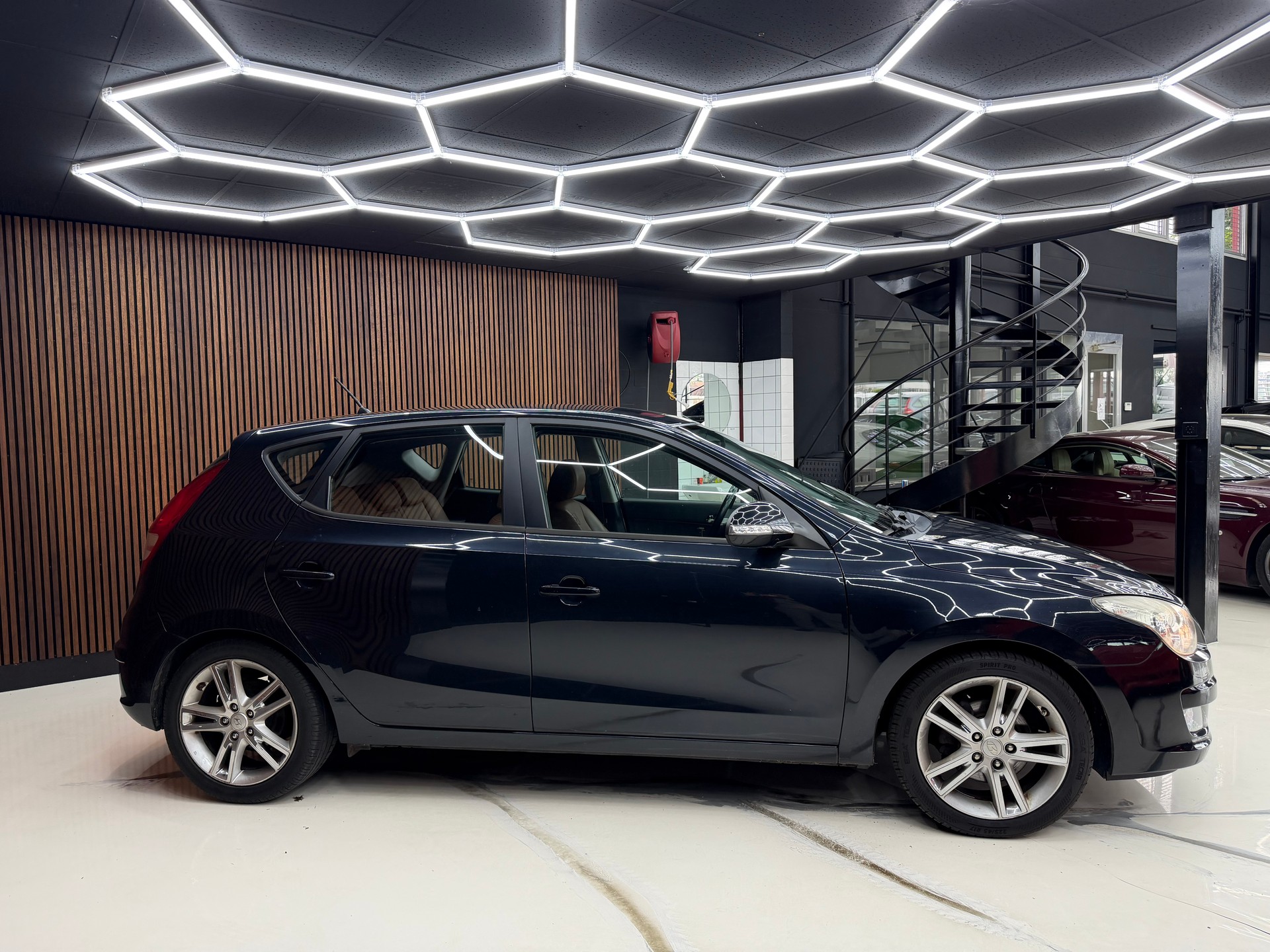 HYUNDAI i30 1.6 Style-image-3