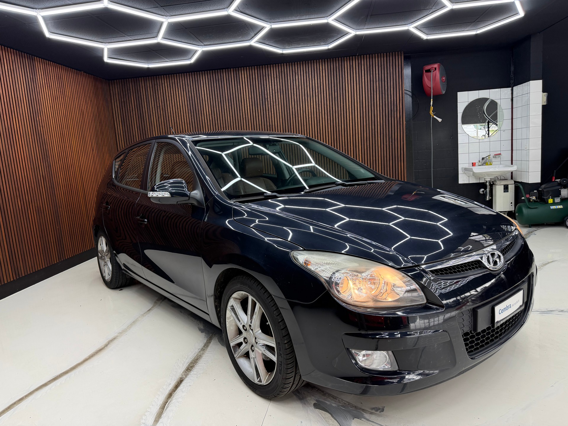 HYUNDAI i30 1.6 Style-image-2