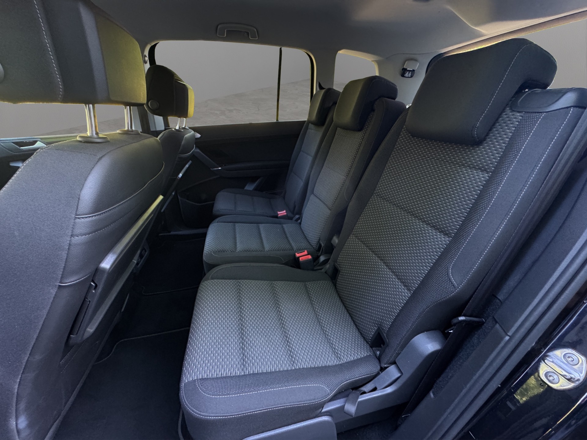 VW Touran 1.5 TSI EVO Trendline DSG-image-11