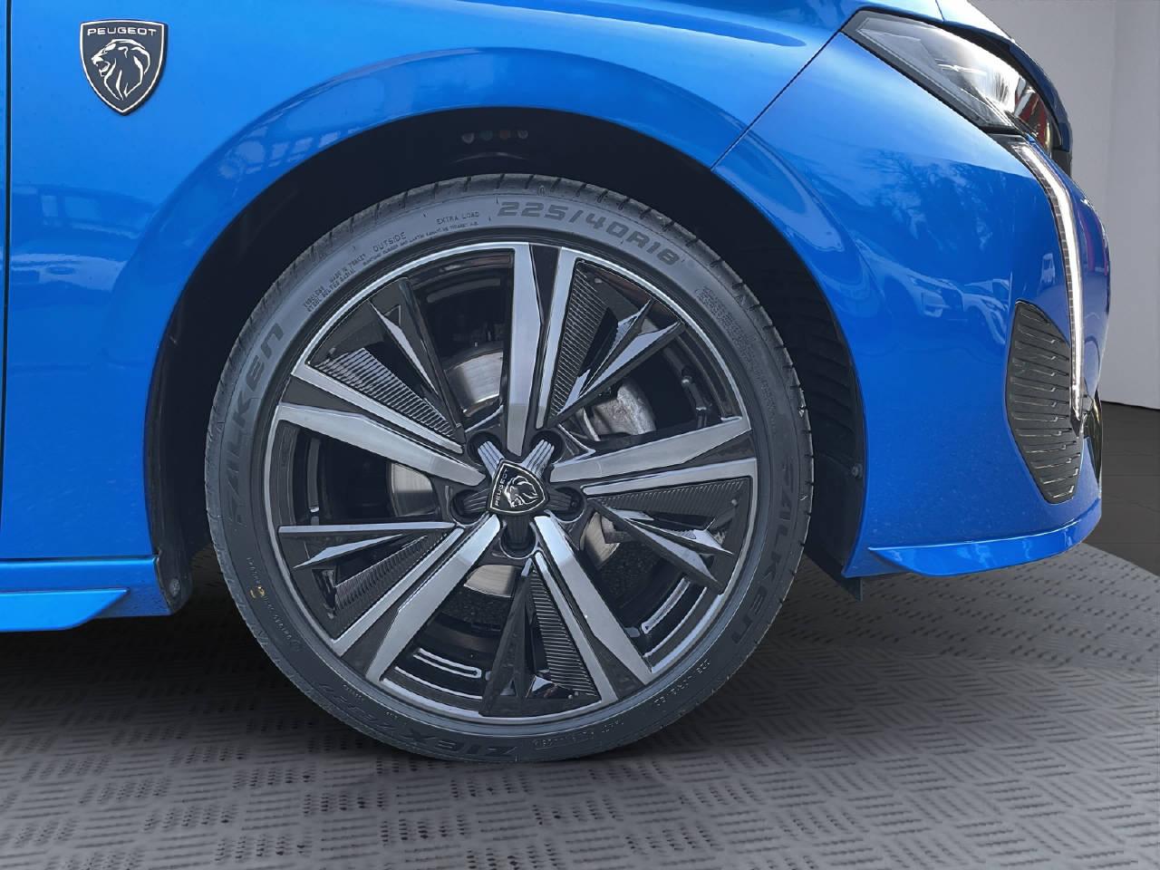 PEUGEOT 308 1.2 PureTech GT Pack-image-11