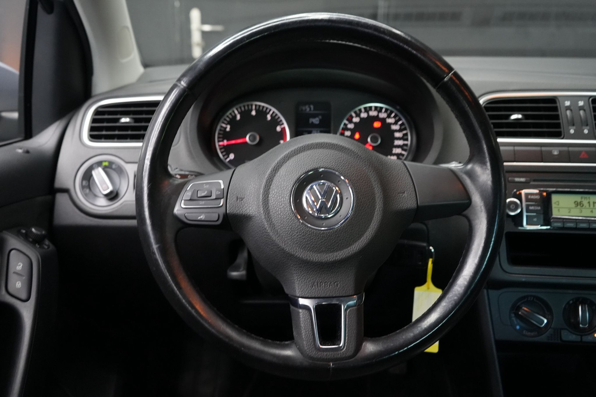 VW Polo 1.2 12V Trendline-image-11