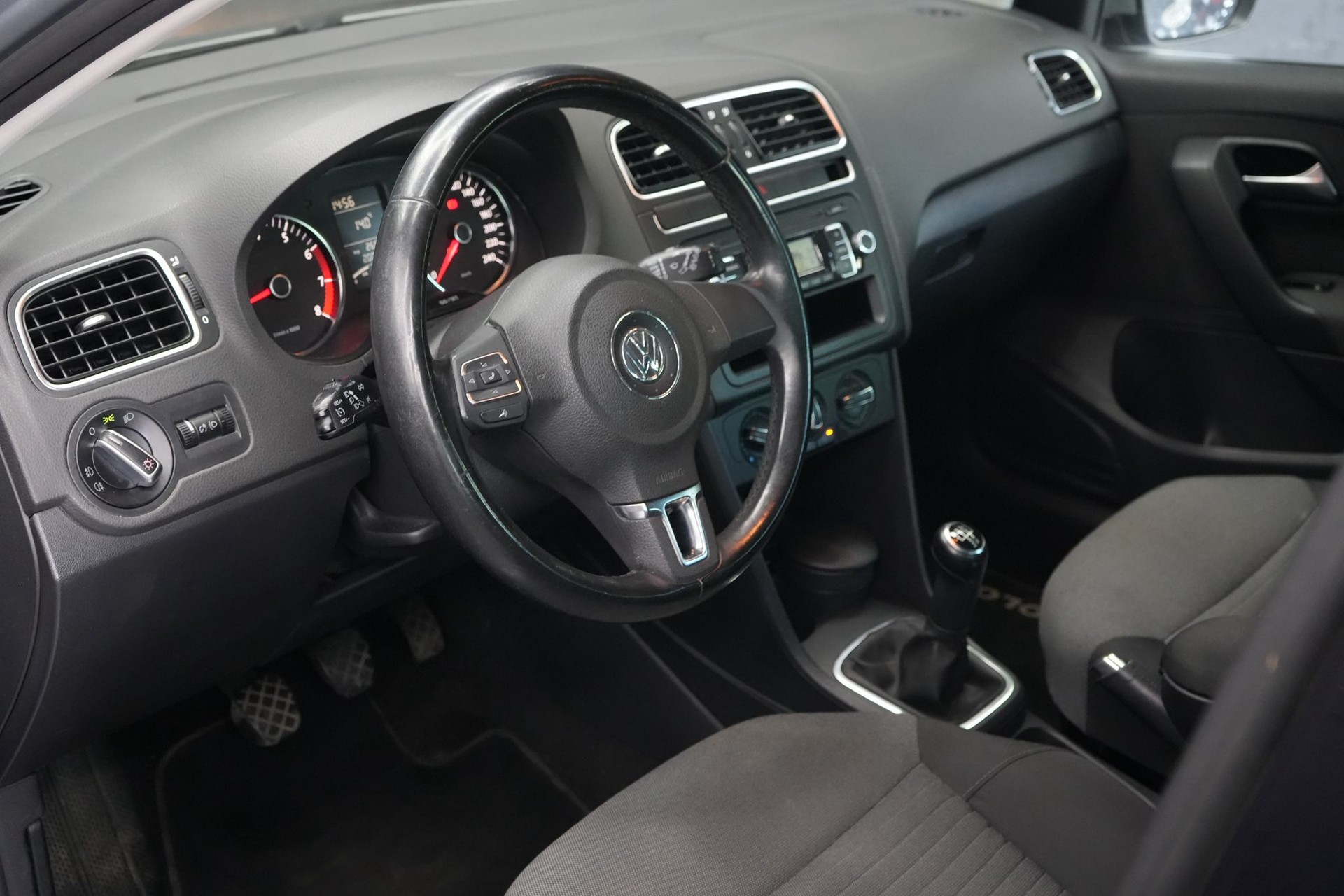 VW Polo 1.2 12V Trendline-image-9