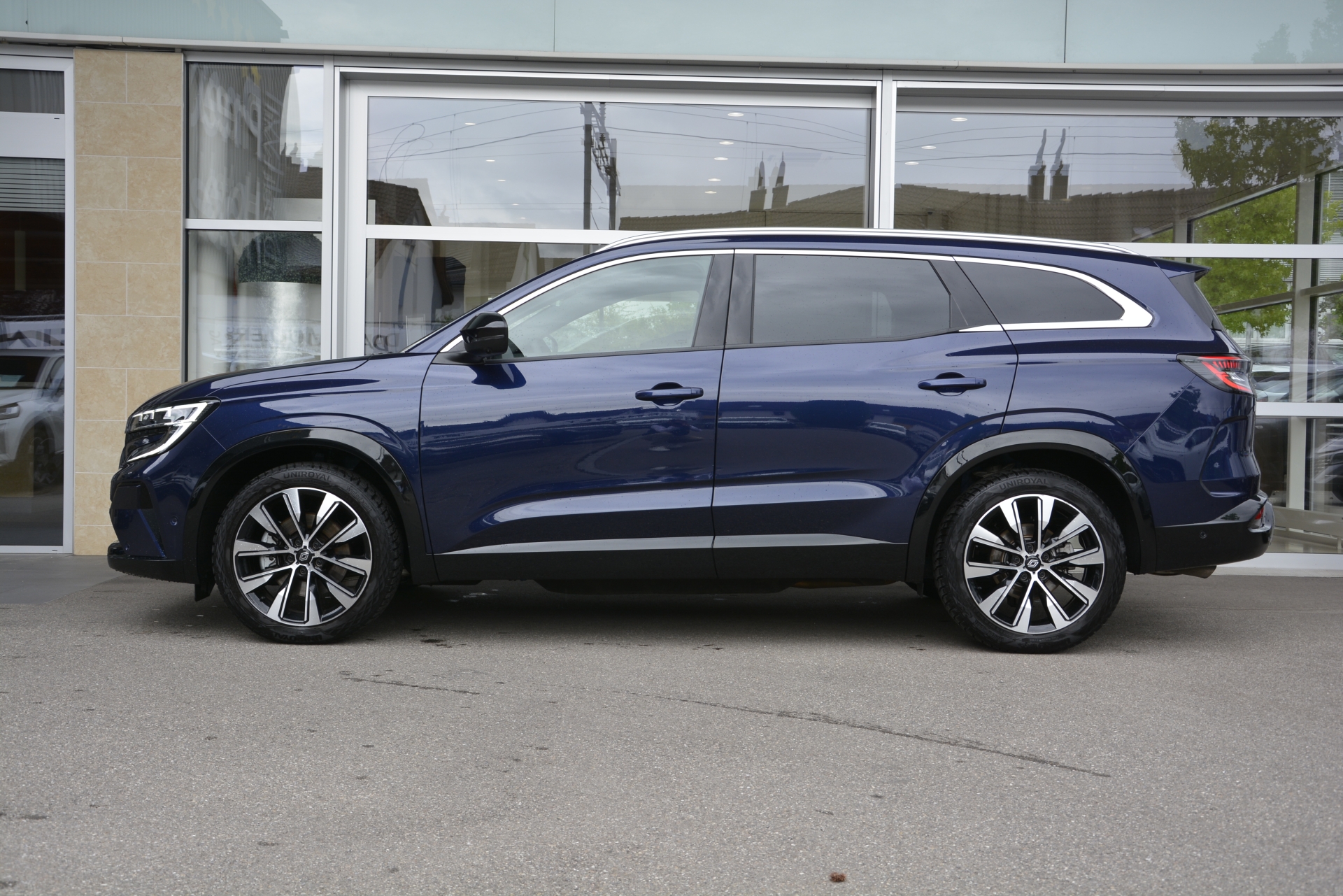RENAULT Espace 1.2 E-Tech techno *7 Plätzer*-image-2