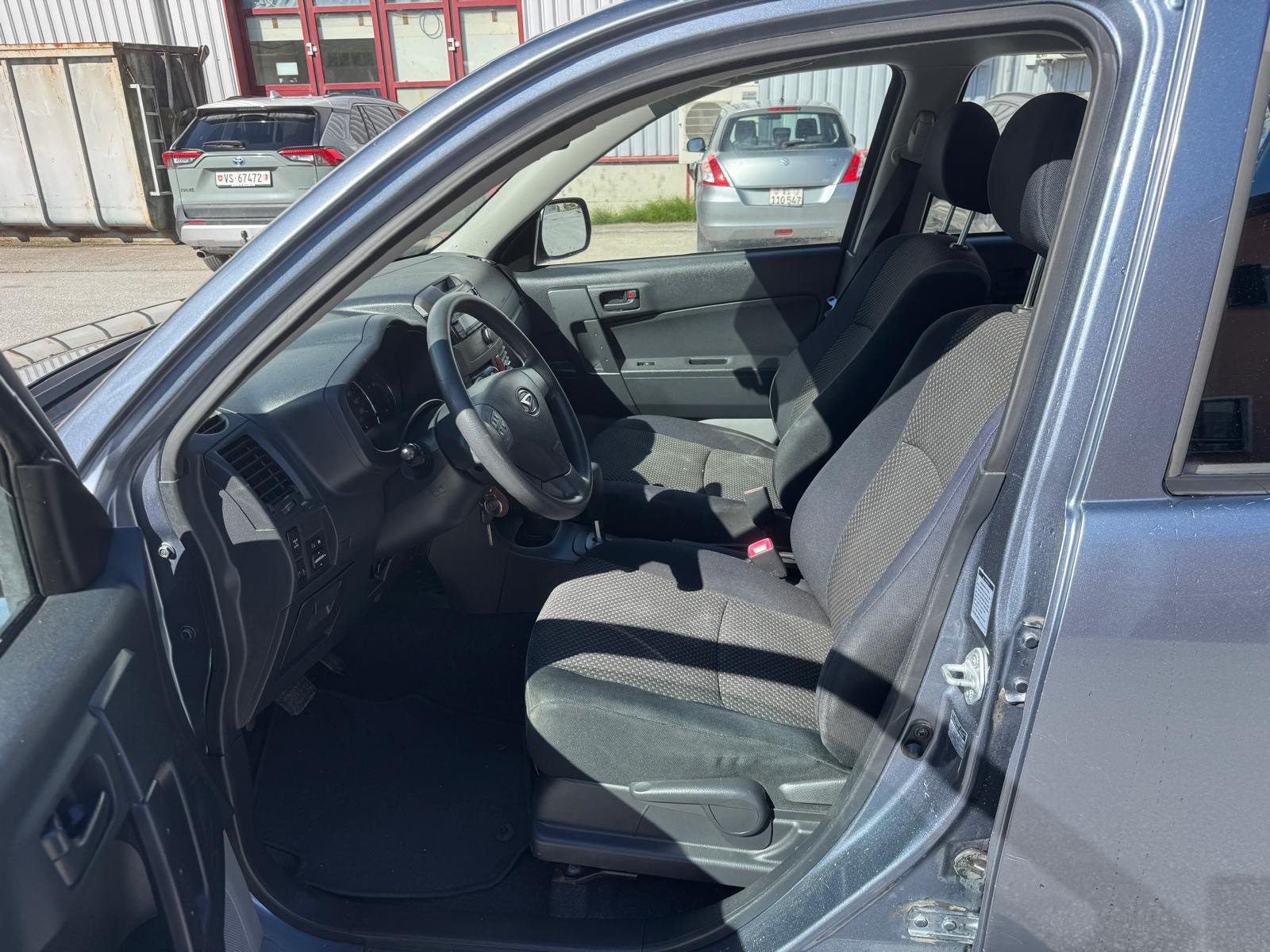 DAIHATSU Terios 1.5 16V 4WD Automatic-image-5