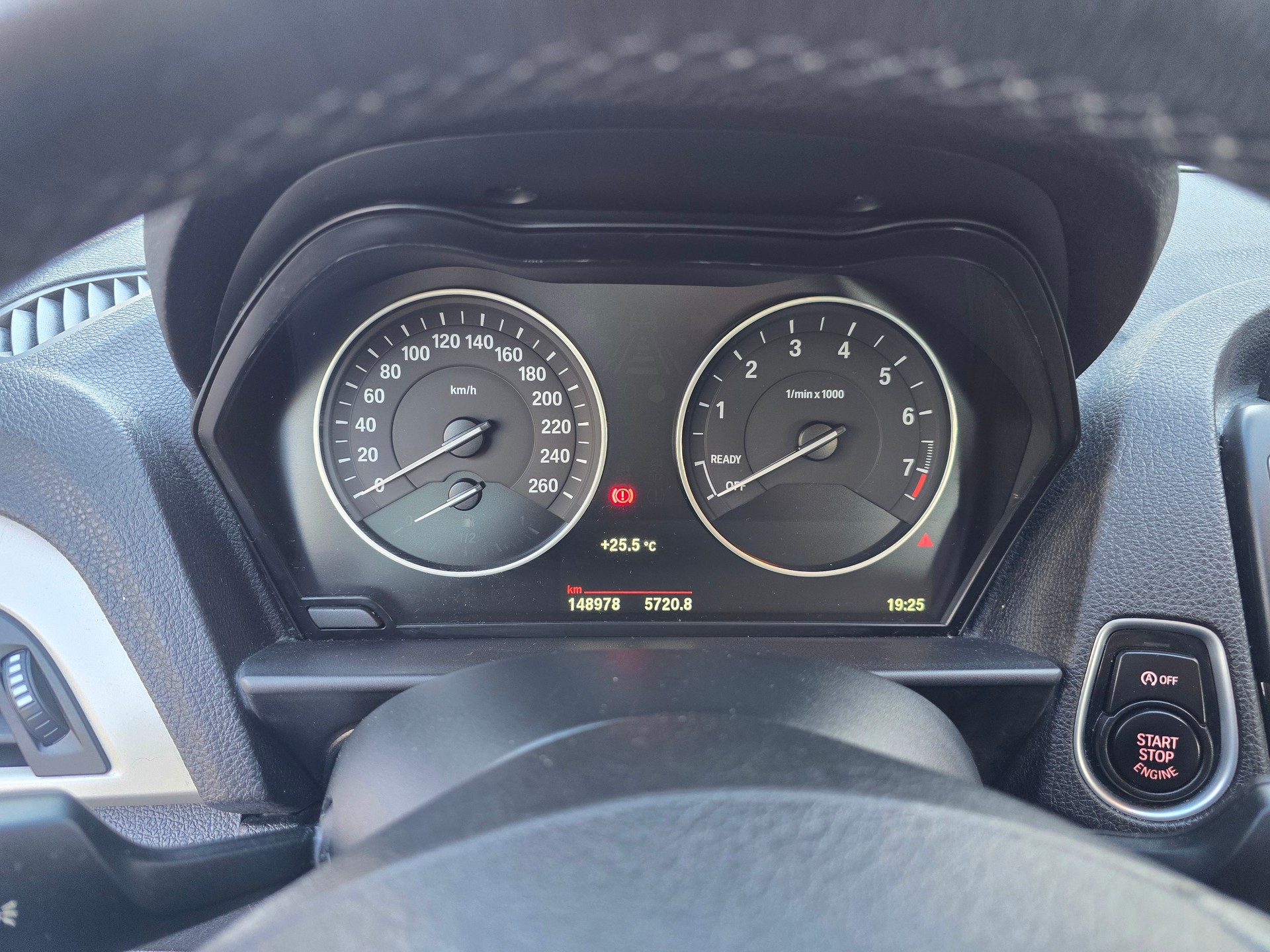 BMW 118i Urban Line Steptronic-image-18