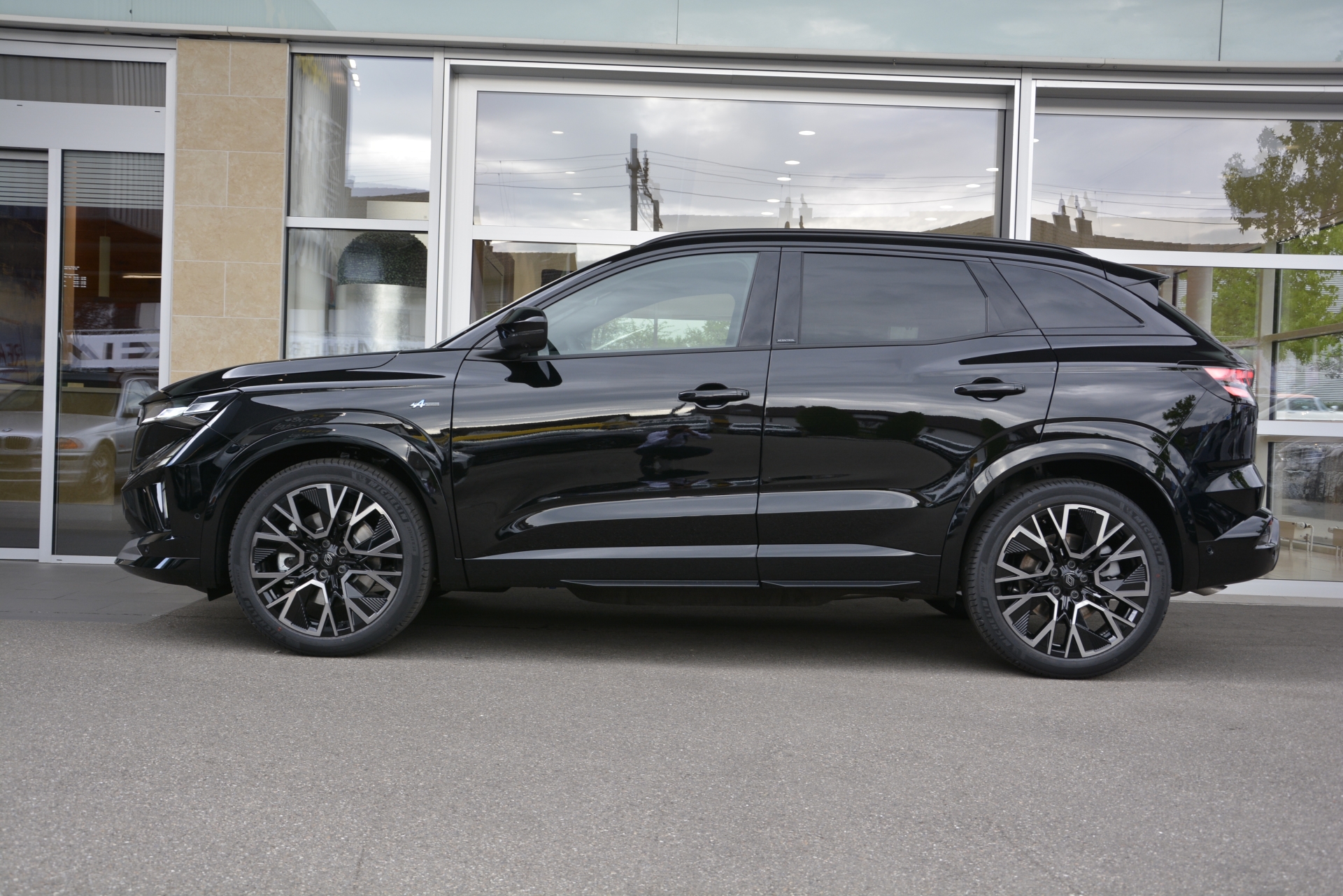RENAULT Austral esprit Alpine full hybrid E-Tech 200-image-2