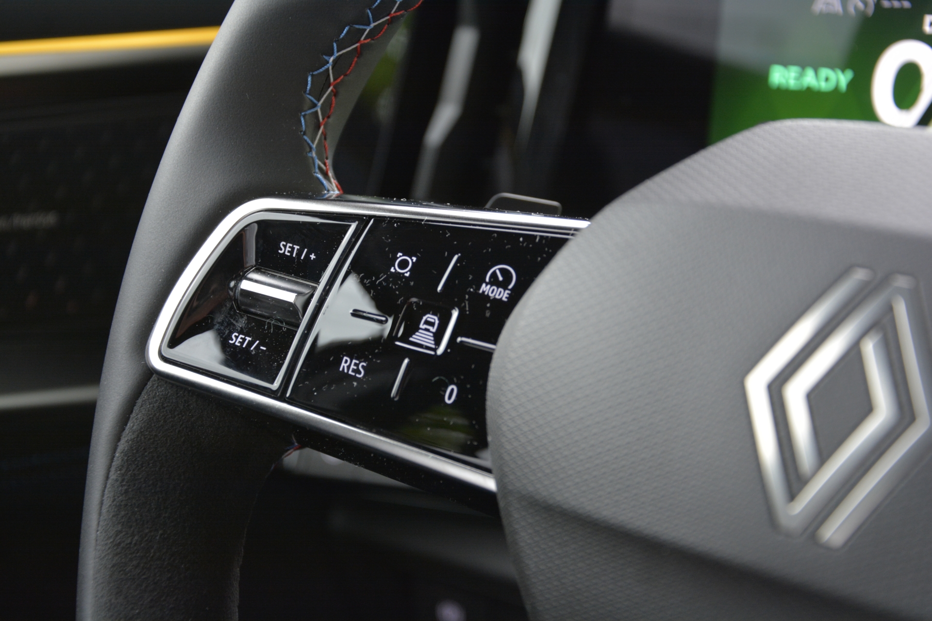 RENAULT Austral esprit Alpine full hybrid E-Tech 200-image-12