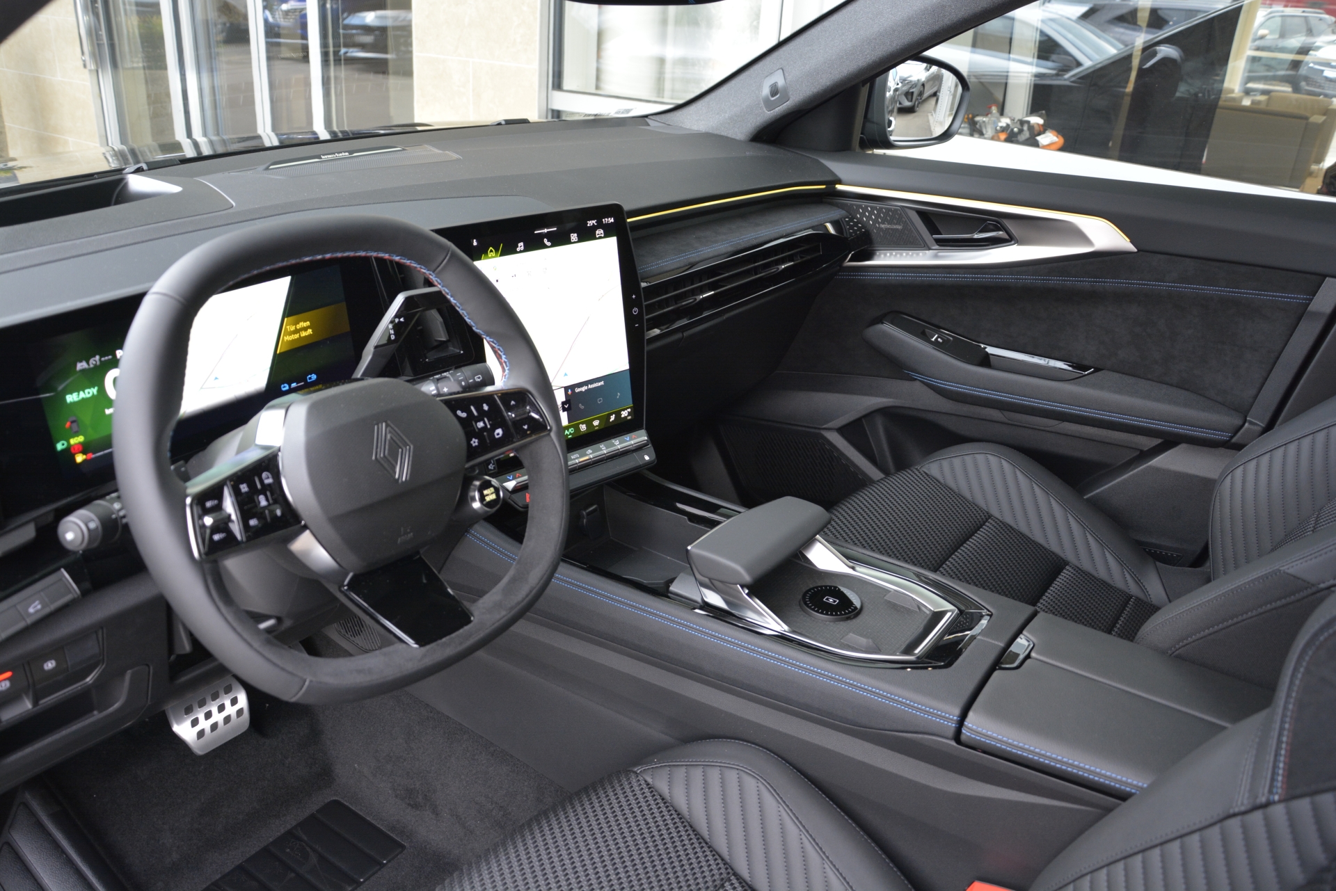 RENAULT Austral esprit Alpine full hybrid E-Tech 200-image-4