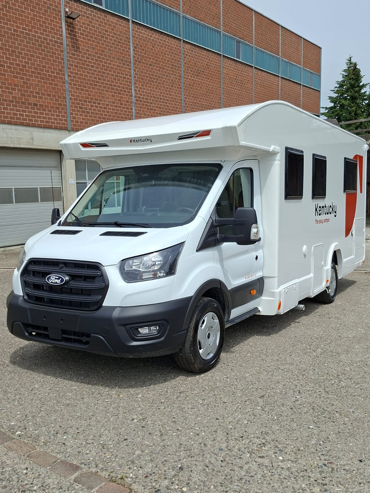 FORD Kentucky K-Line 69 Plus-image-1